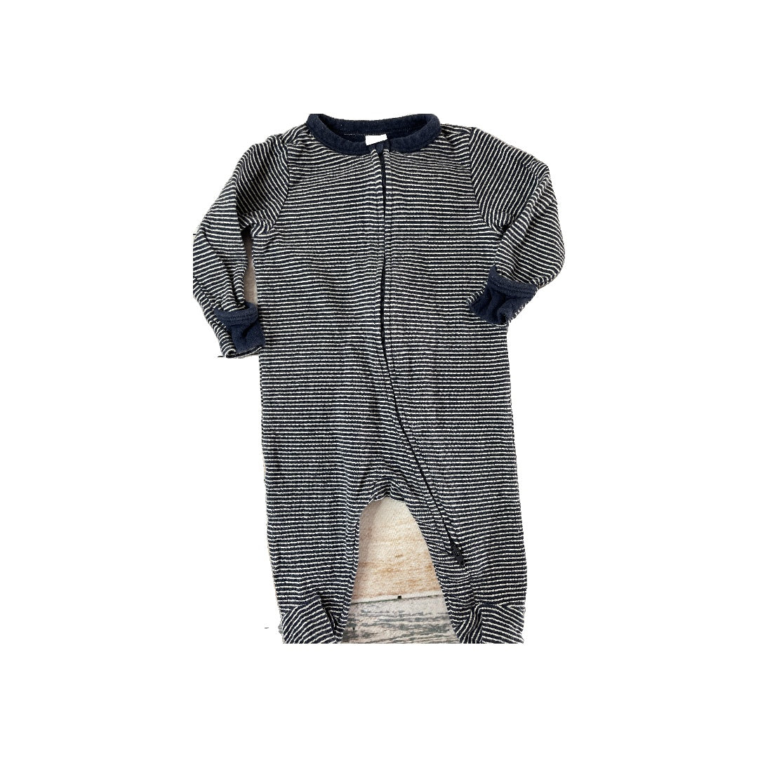 Old Navy Boys Navy Blue | White | Striped Pajamas Size: 3-6 months Navy Blue | White | Striped