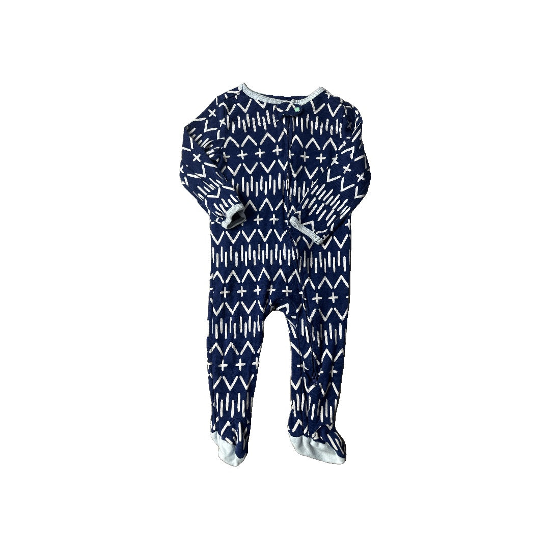 Cloud Island Boys Navy Blue | White Pajamas Size: 6-9 months Navy Blue | White