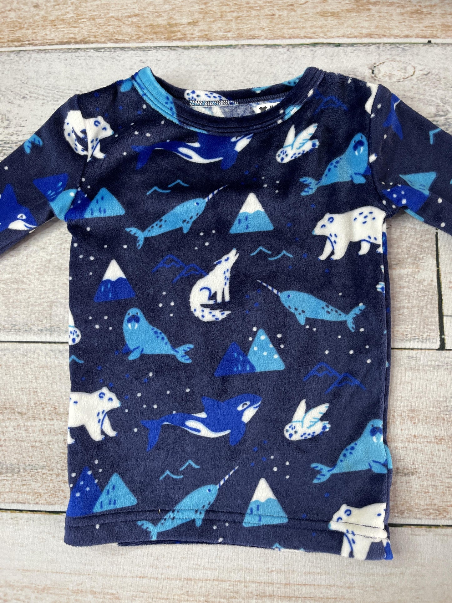 Cat & Jack Boys Navy Blue | White Pajamas Size: 18 months Navy Blue | White