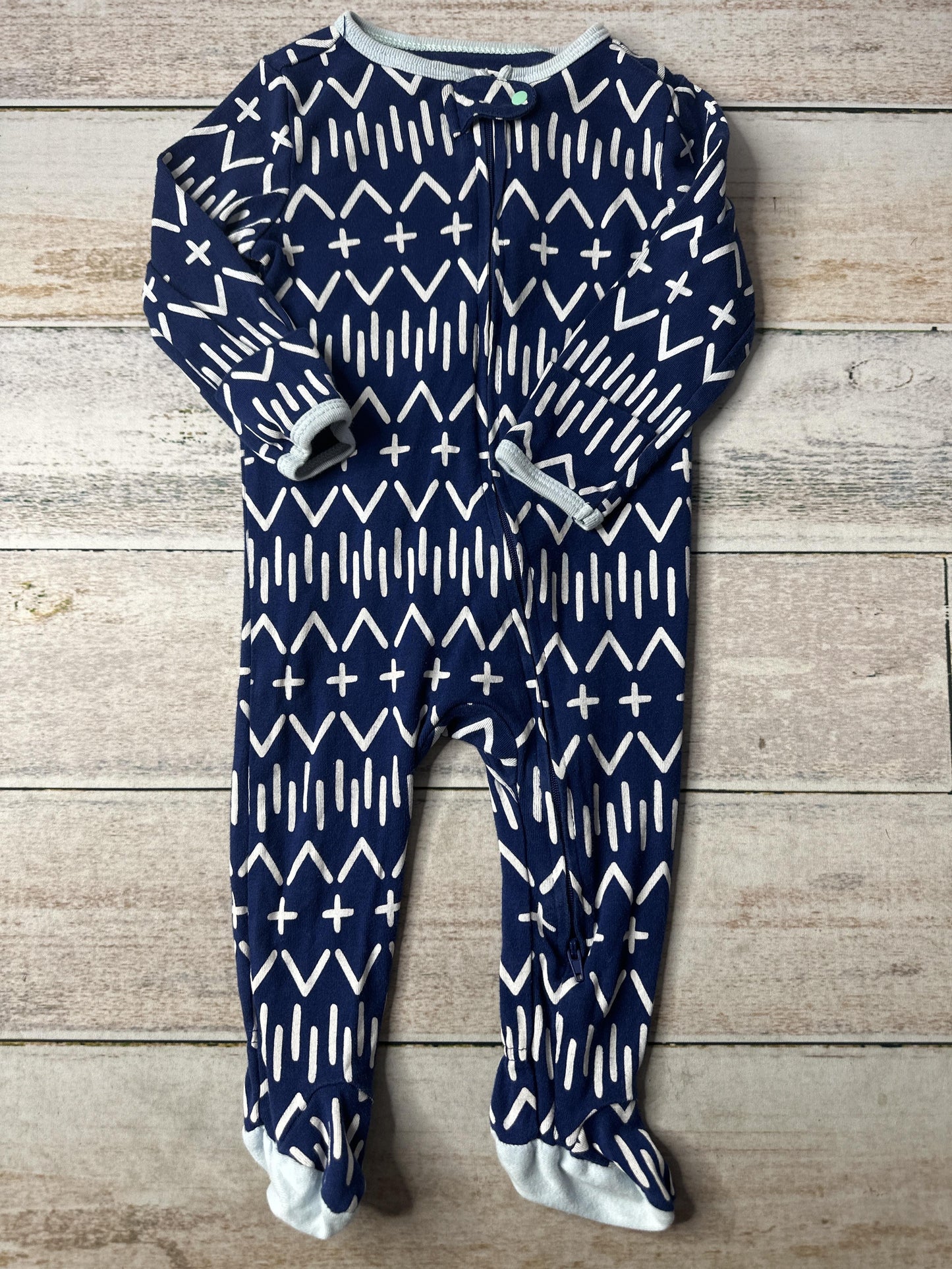 Cloud Island Boys Navy Blue | White Pajamas Size: 6-9 months Navy Blue | White
