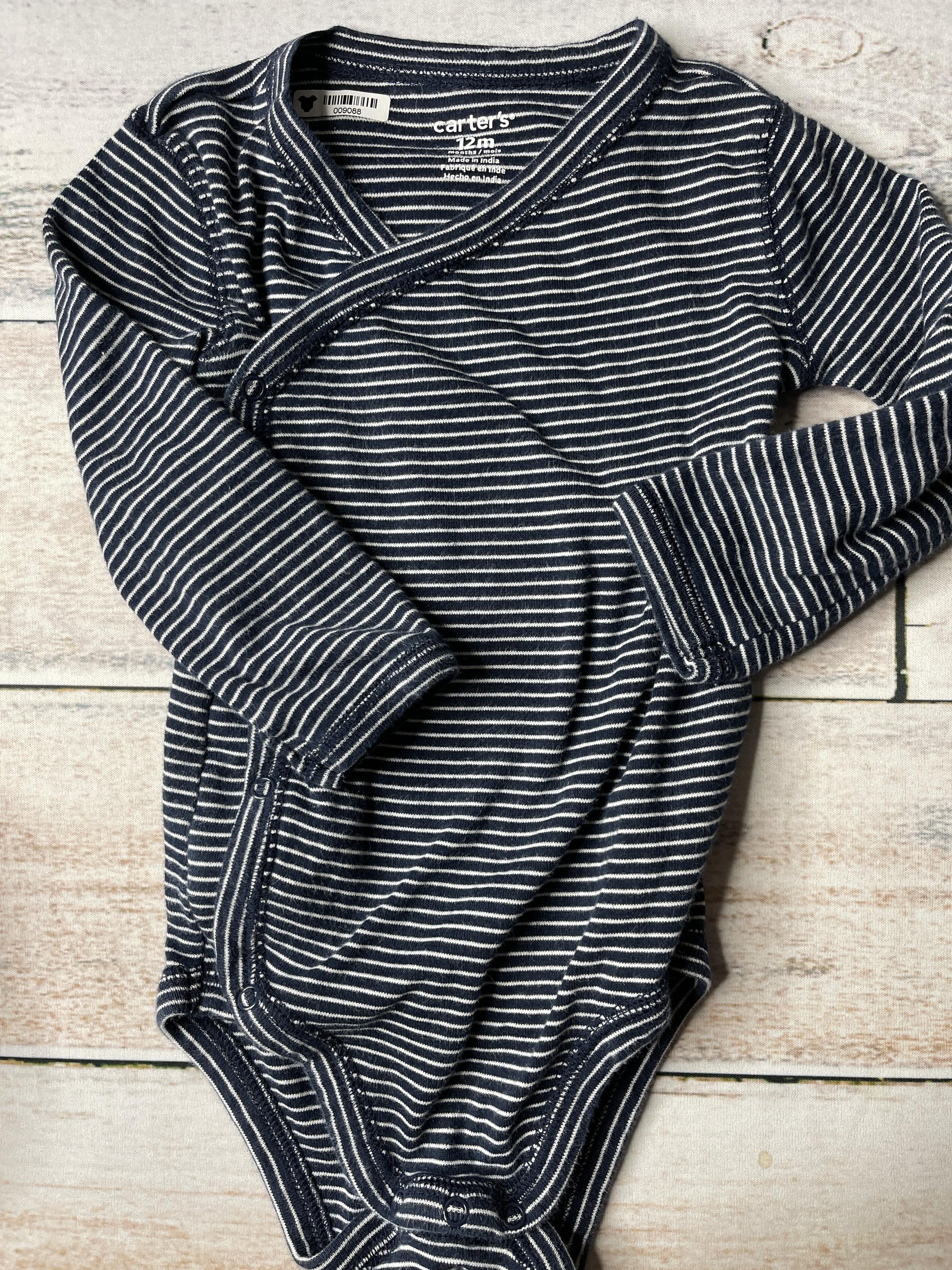 Carters Boys Navy Blue | Wool White Onesie Size: 12 months Navy Blue | Wool White