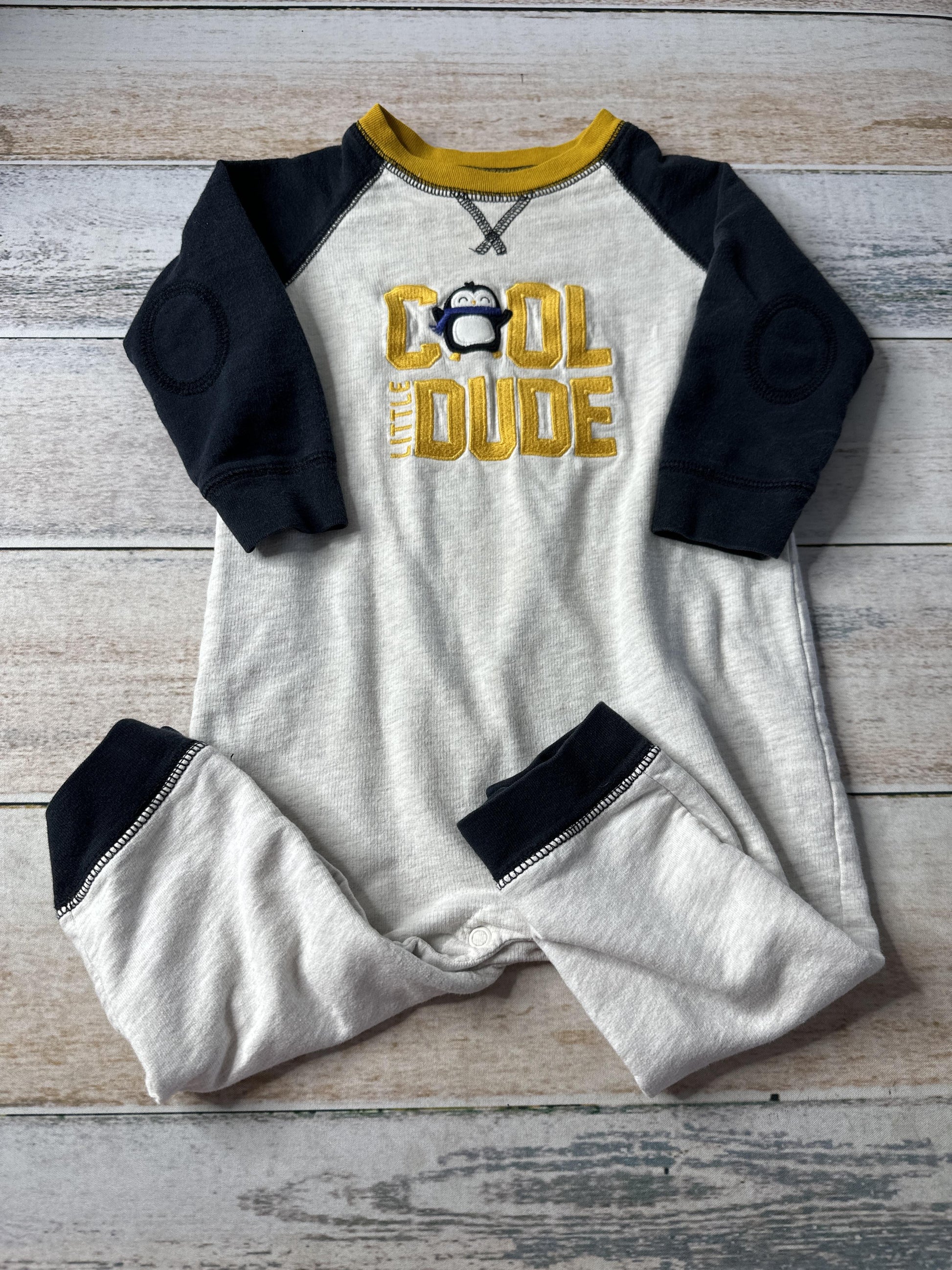 Boys Navy Blue | Yellow Long Sleeve Outfit Size: 18 months Navy Blue | Yellow