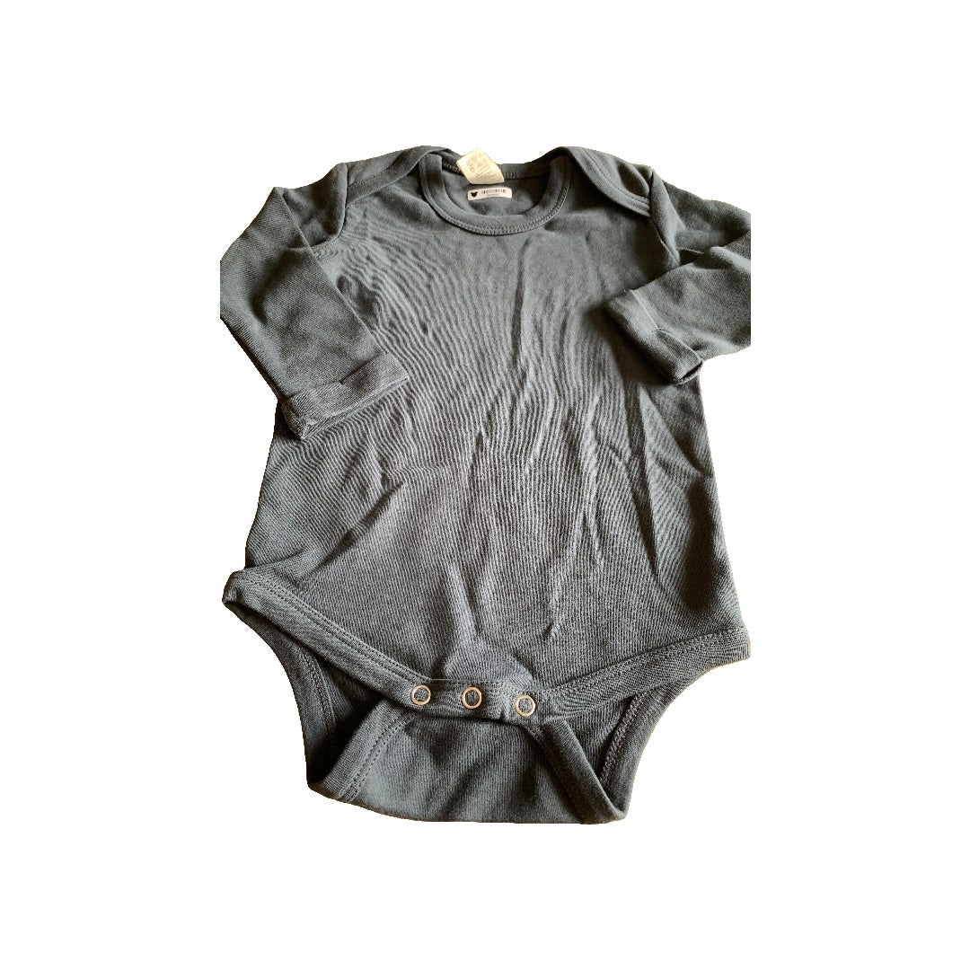 Kate Quinn Boys Navy Blue Onesie Size: 12-18 months Navy Blue