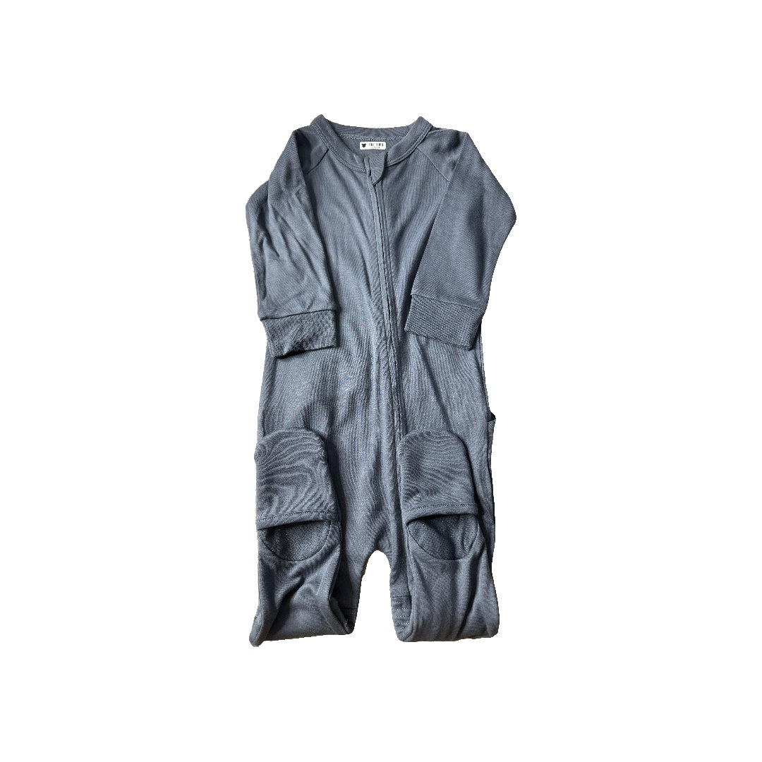 Goumi Unisex Navy Blue Pajamas Size: 18-24 months Navy Blue