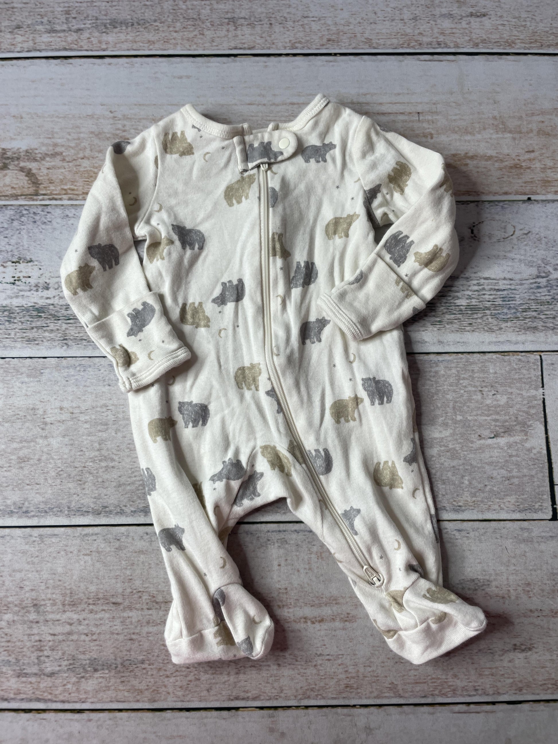 Unisex Pajamas Size: Newborn
