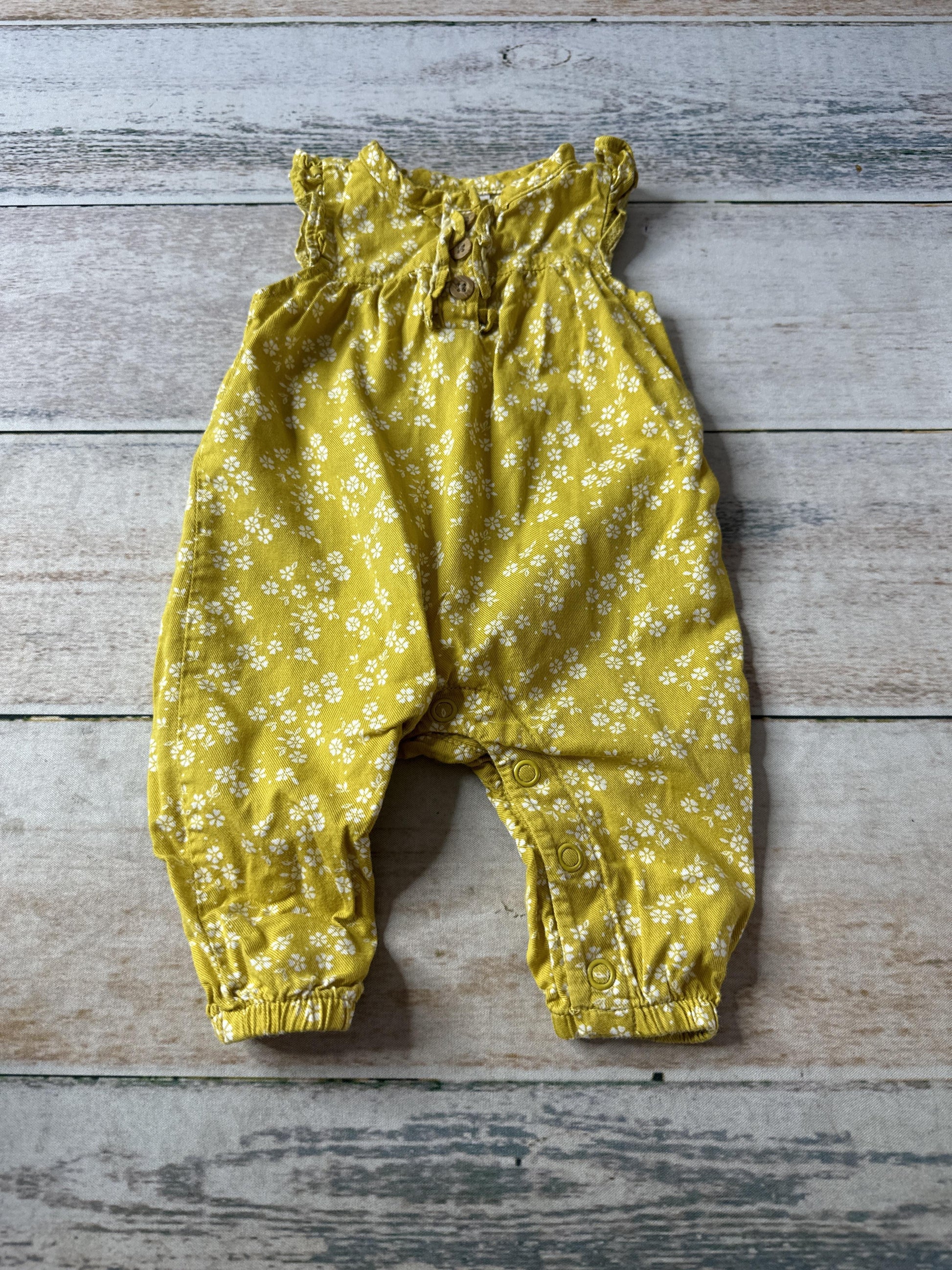 Carters Unisex Romper Size: Newborn