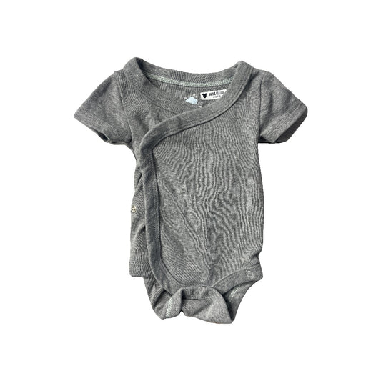 Cloud Island Unisex Onesie Size: Newborn