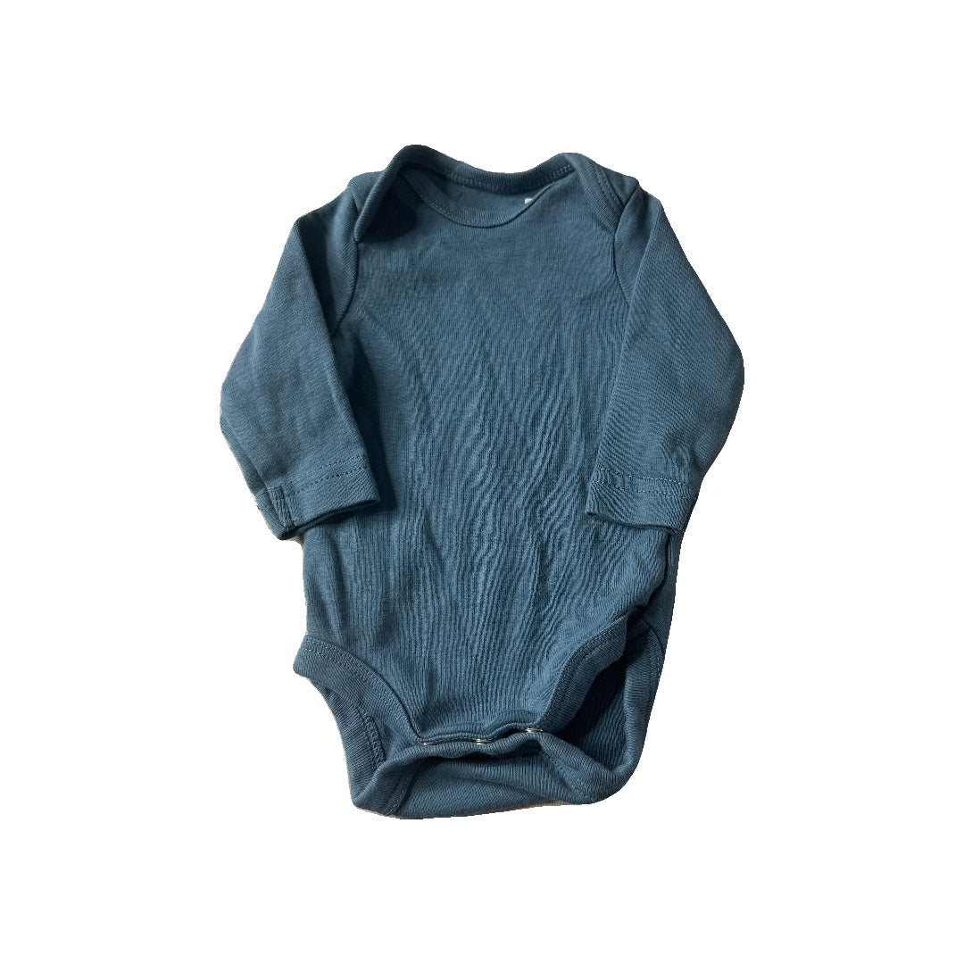 Primary Unisex Onesie Size: Newborn