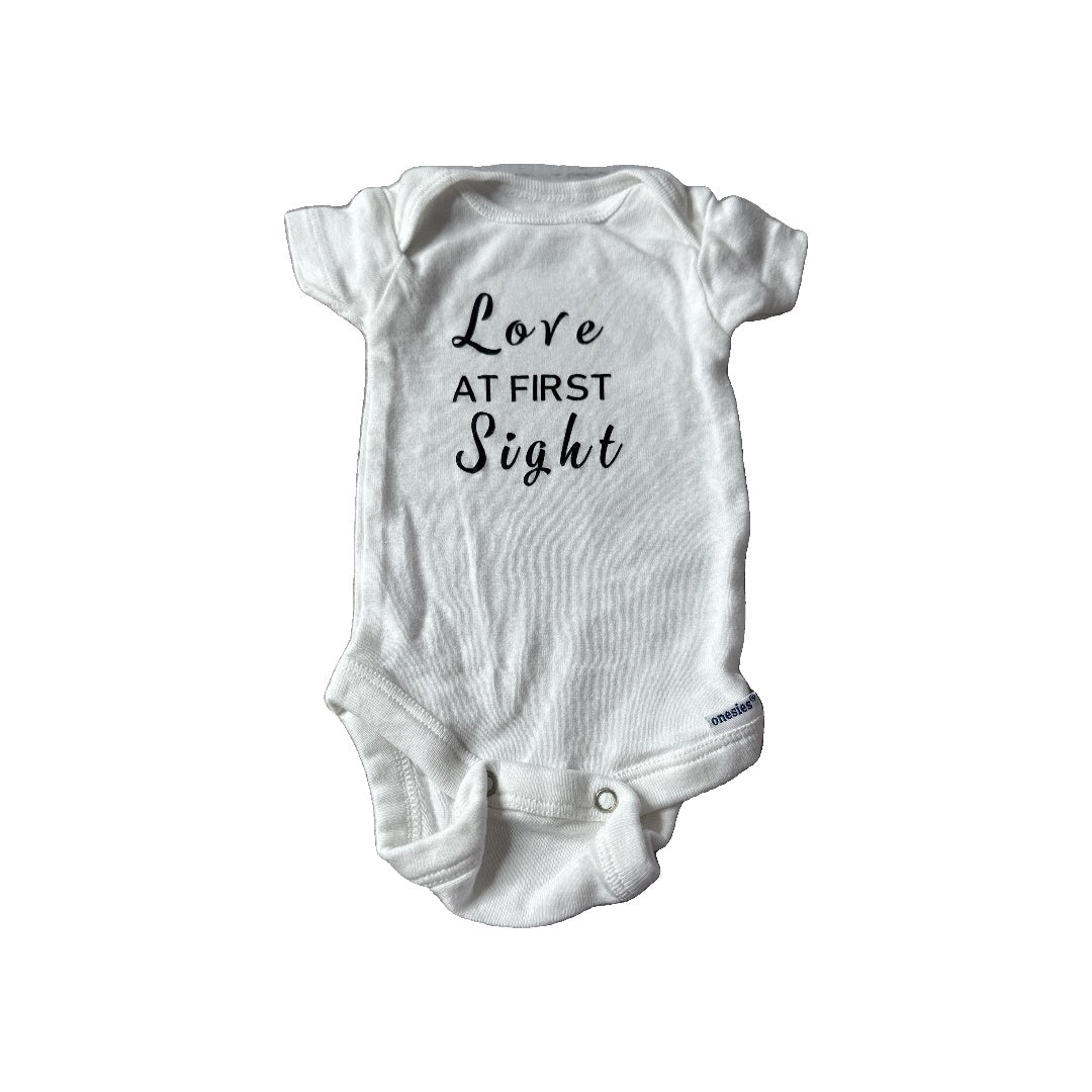 Gerber orgs Unisex Onesie Size: Newborn