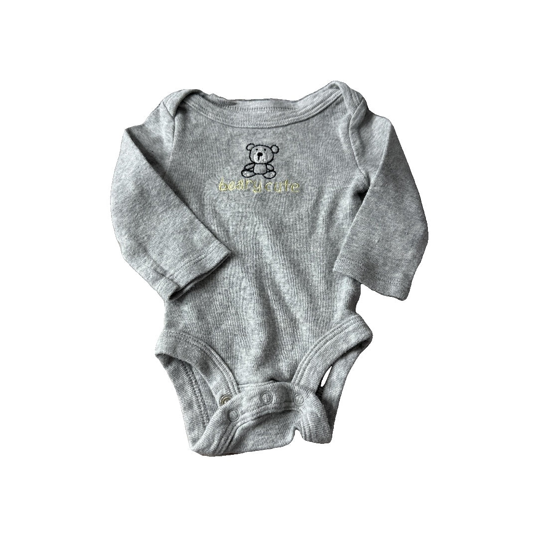 Unisex Onesie Size: Newborn