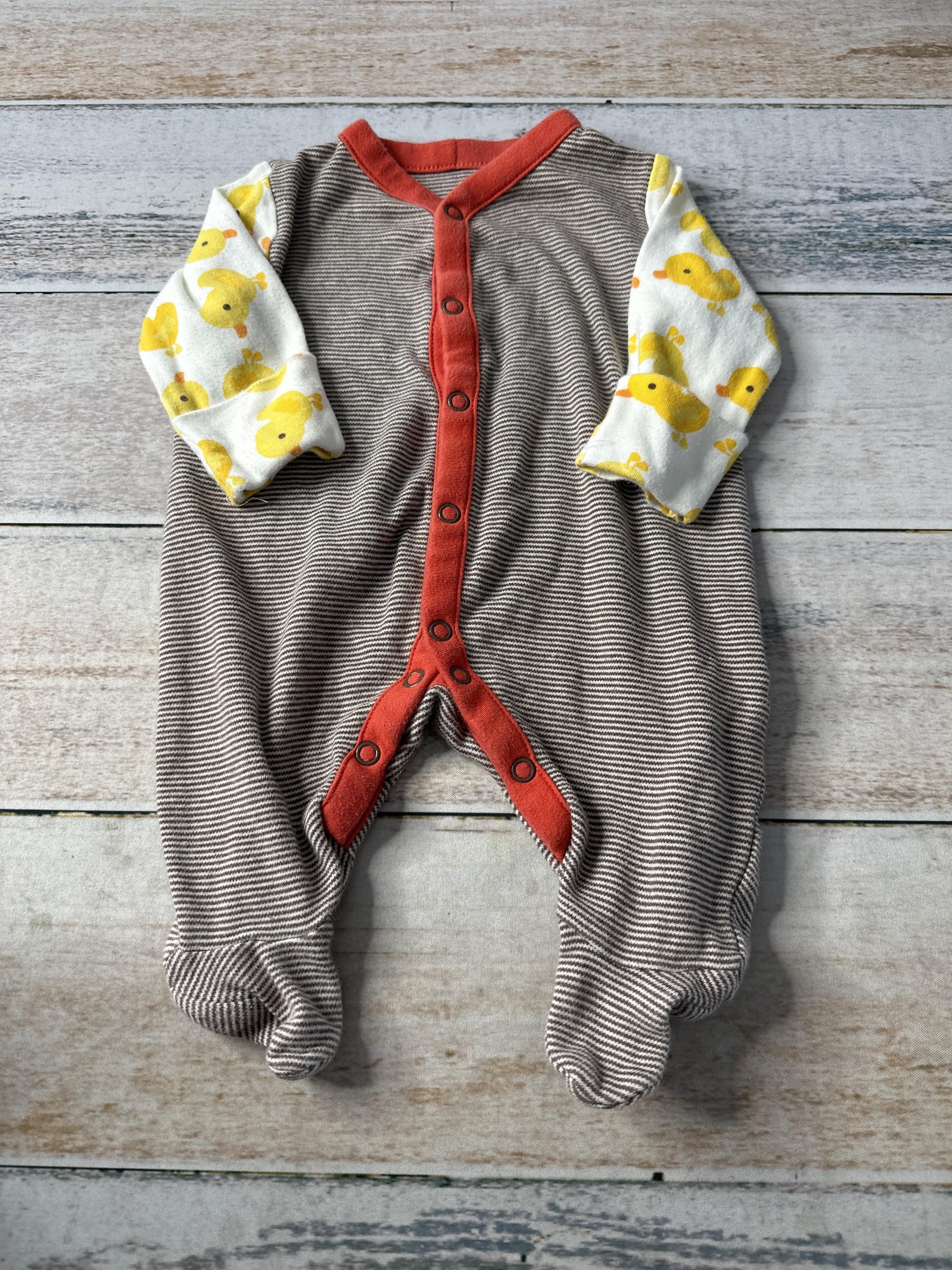 Unisex Pajamas Size: Newborn
