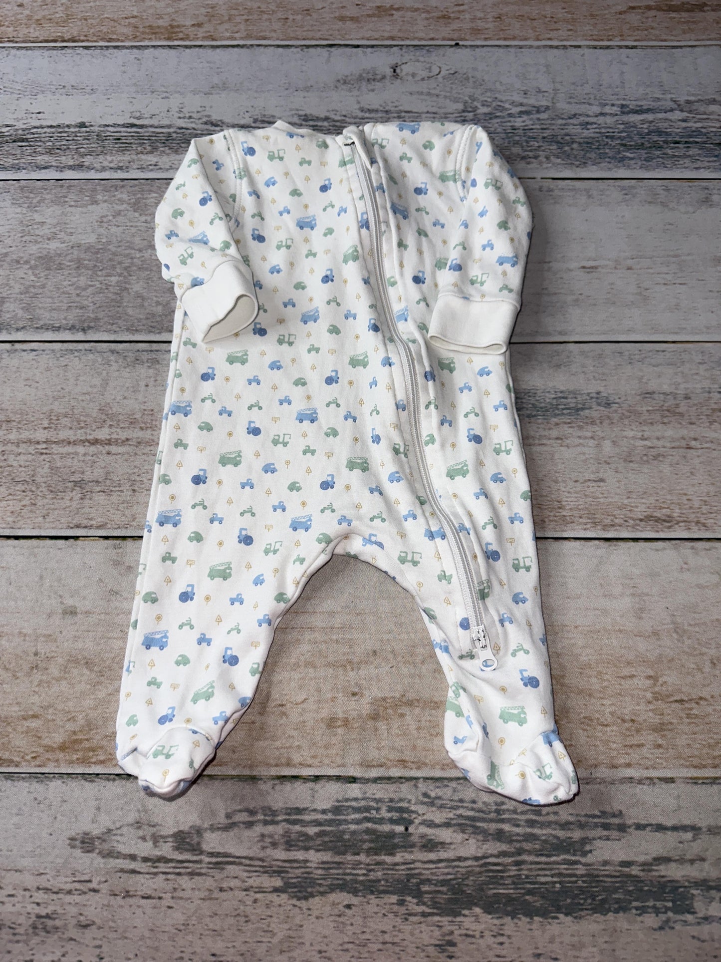 Feather Baby Unisex Pajamas Size: Newborn