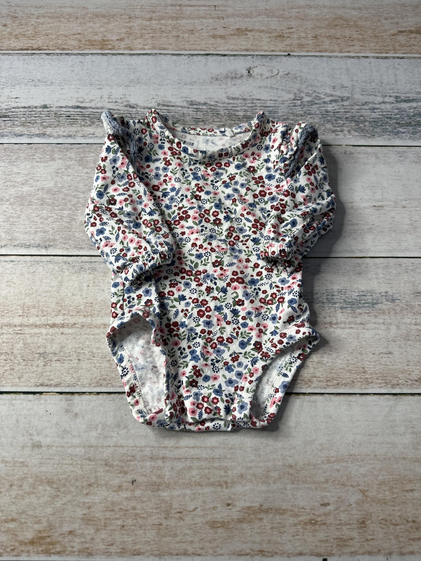 Oliver & Rain Unisex Onesie Size: Newborn