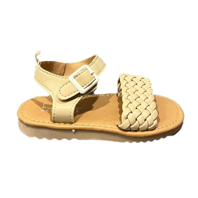 Nicole Miller Girls Nude Sandals Size: 7 Toddler Nude