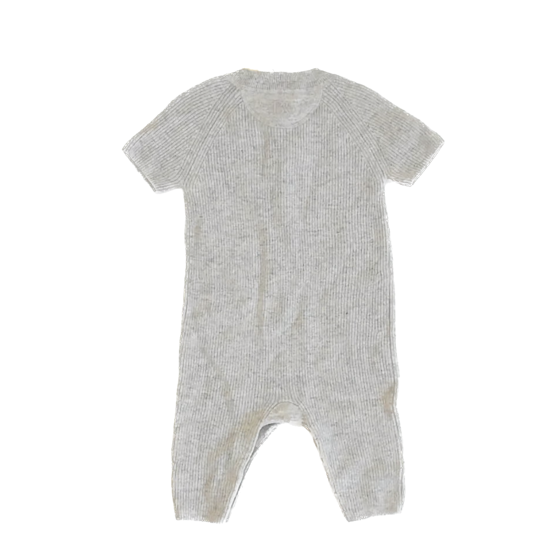 Banana Republic Unisex Oatmeal Cashmere Long Sleeve Outfit Size: 12-18 Months Oatmeal Cashmere