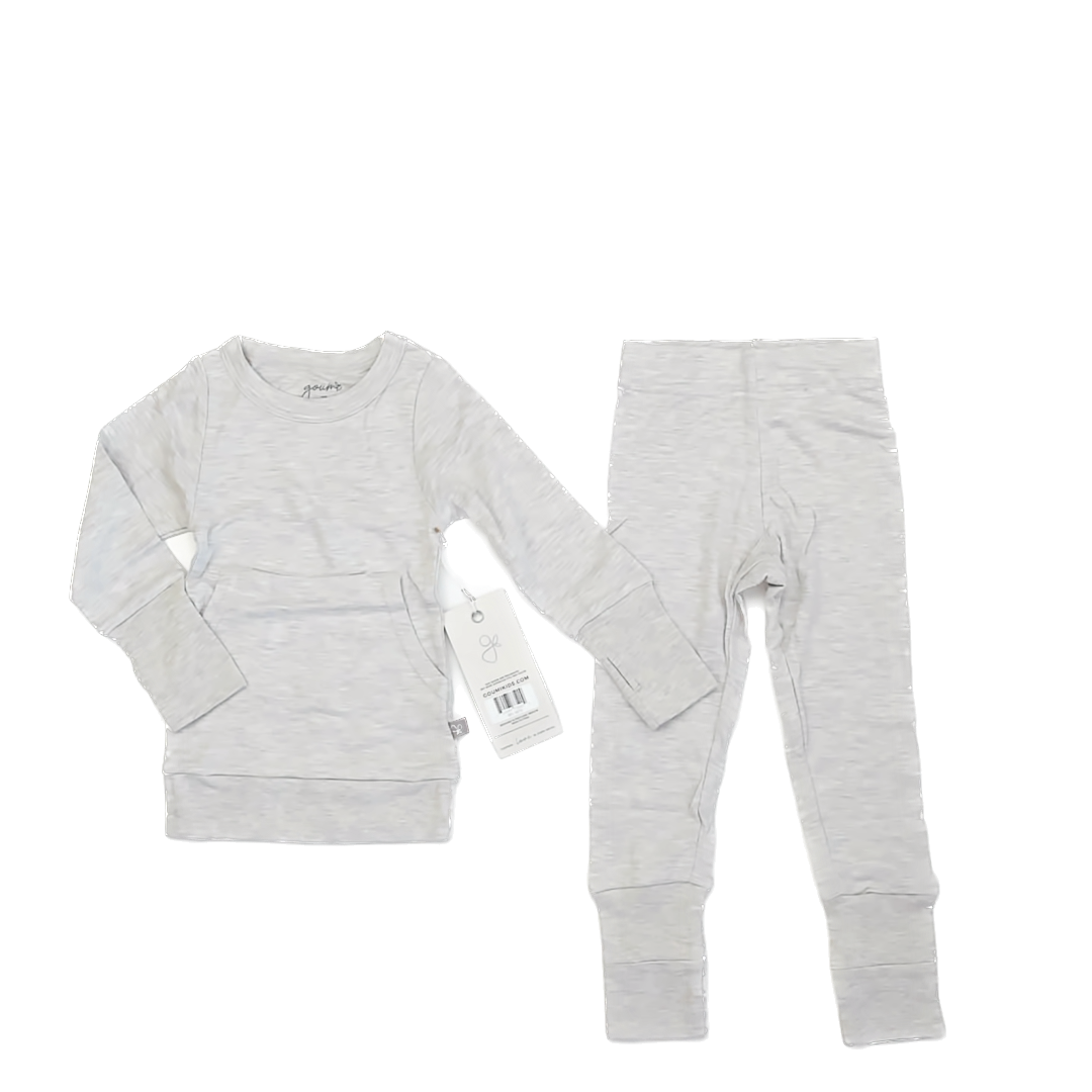 Goumi Unisex Oatmeal Apparel Sets Size: 2T Oatmeal