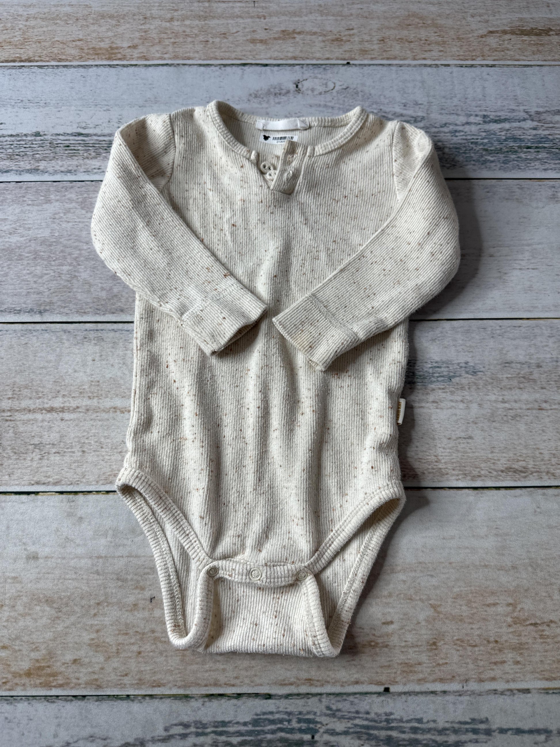 Jamie Kay Unisex Oatmeal Onesie Size: 12 months Oatmeal