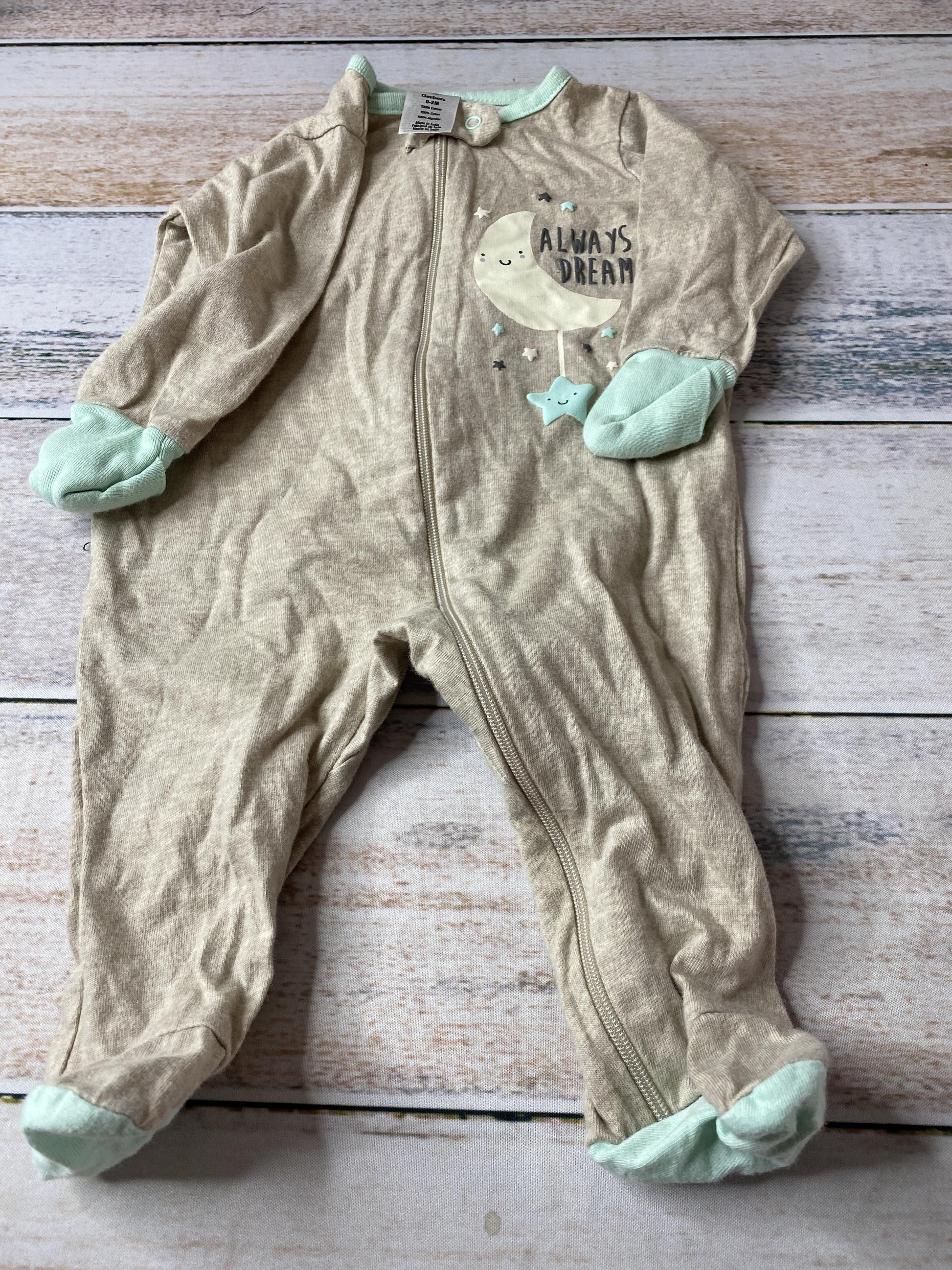Gerber Childrenswear Unisex Oatmeal Pajamas Size: 0-3 months Oatmeal