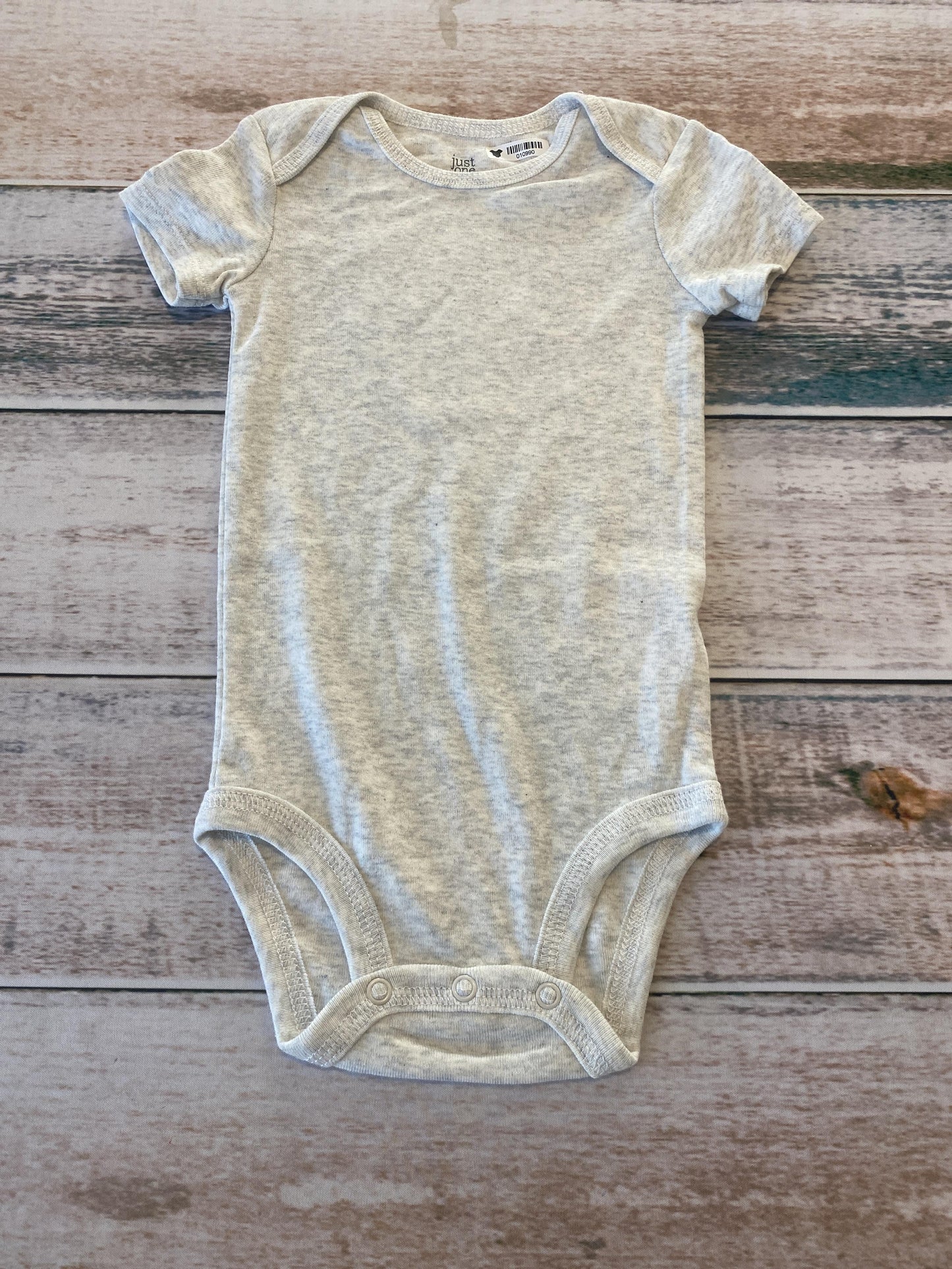 Carters Unisex Oatmeal Onesie Size: 9 months Oatmeal