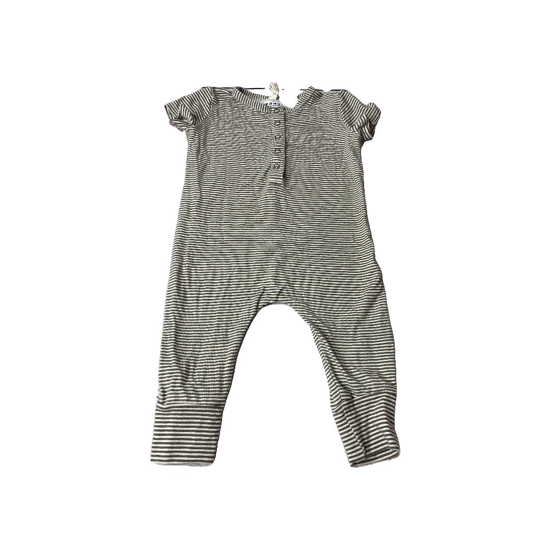 BabySprouts co Unisex Olive | White | Stripe Romper Size: 0-3 months Olive | White | Stripe