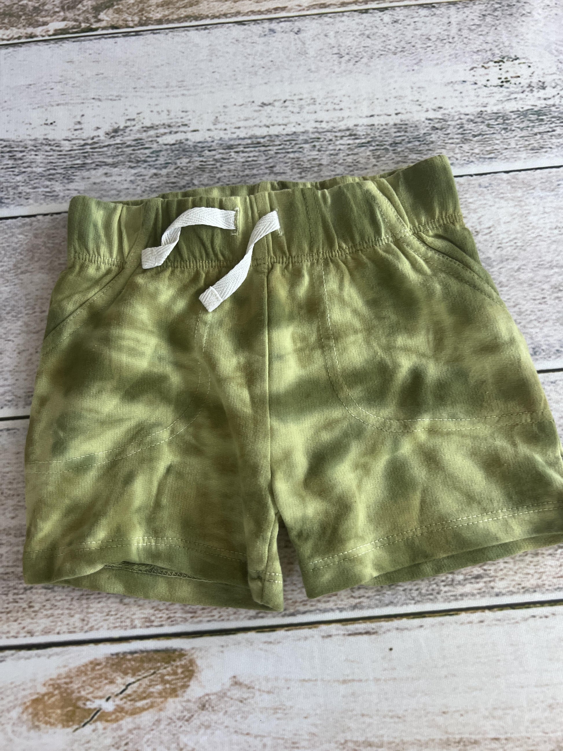 Honest co Unisex Olive Shorts Size: 12 months Olive