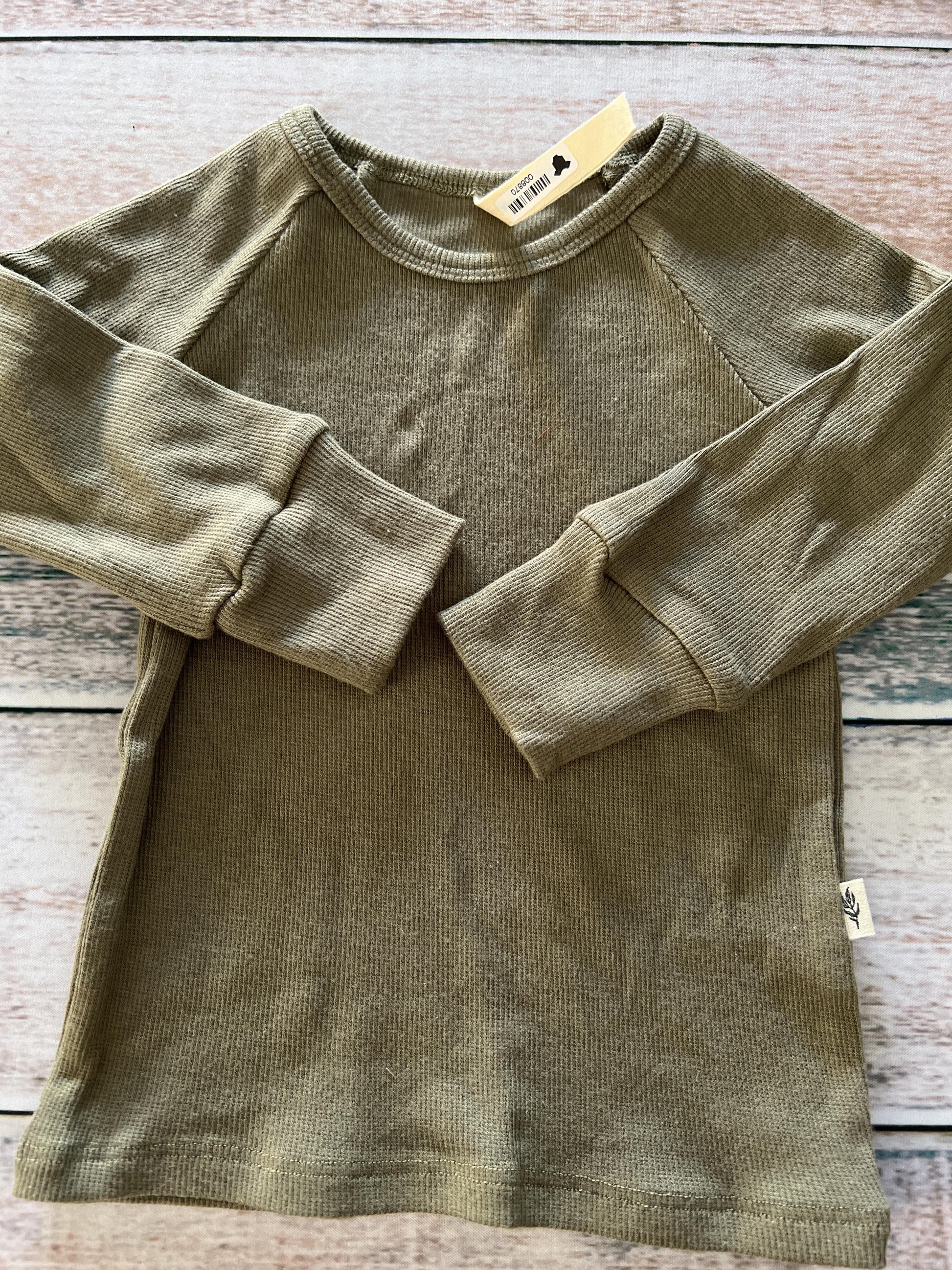 BabySprouts co Boys Olive Long Sleeve Shirt Size: 12-18 months Olive