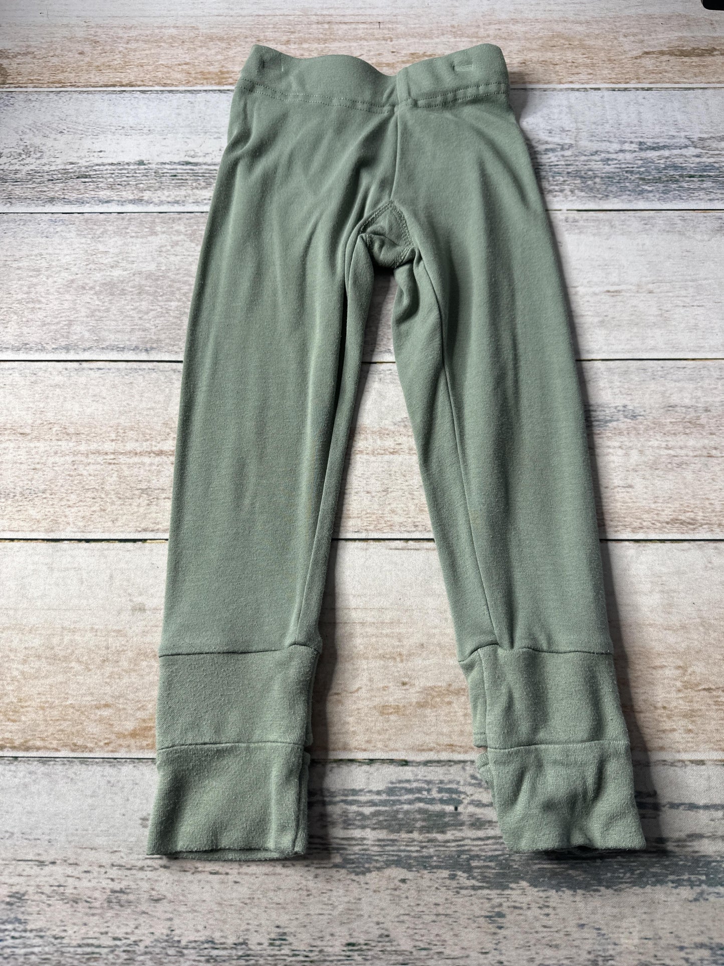 Goumi Unisex Olive Pants Size: 3T Olive