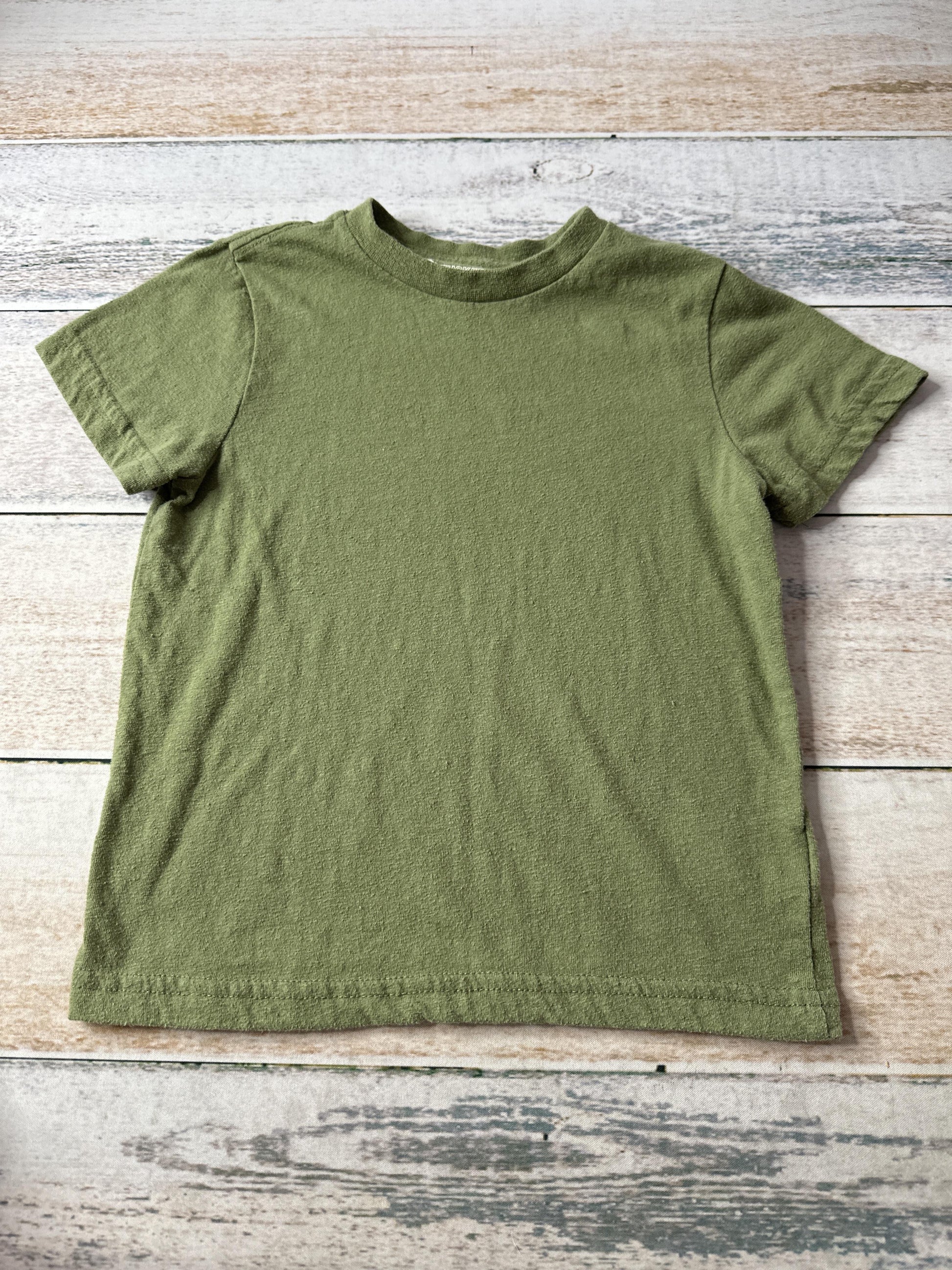 Tucker + Tate Boys Olive T-Shirt Size: 4T Olive