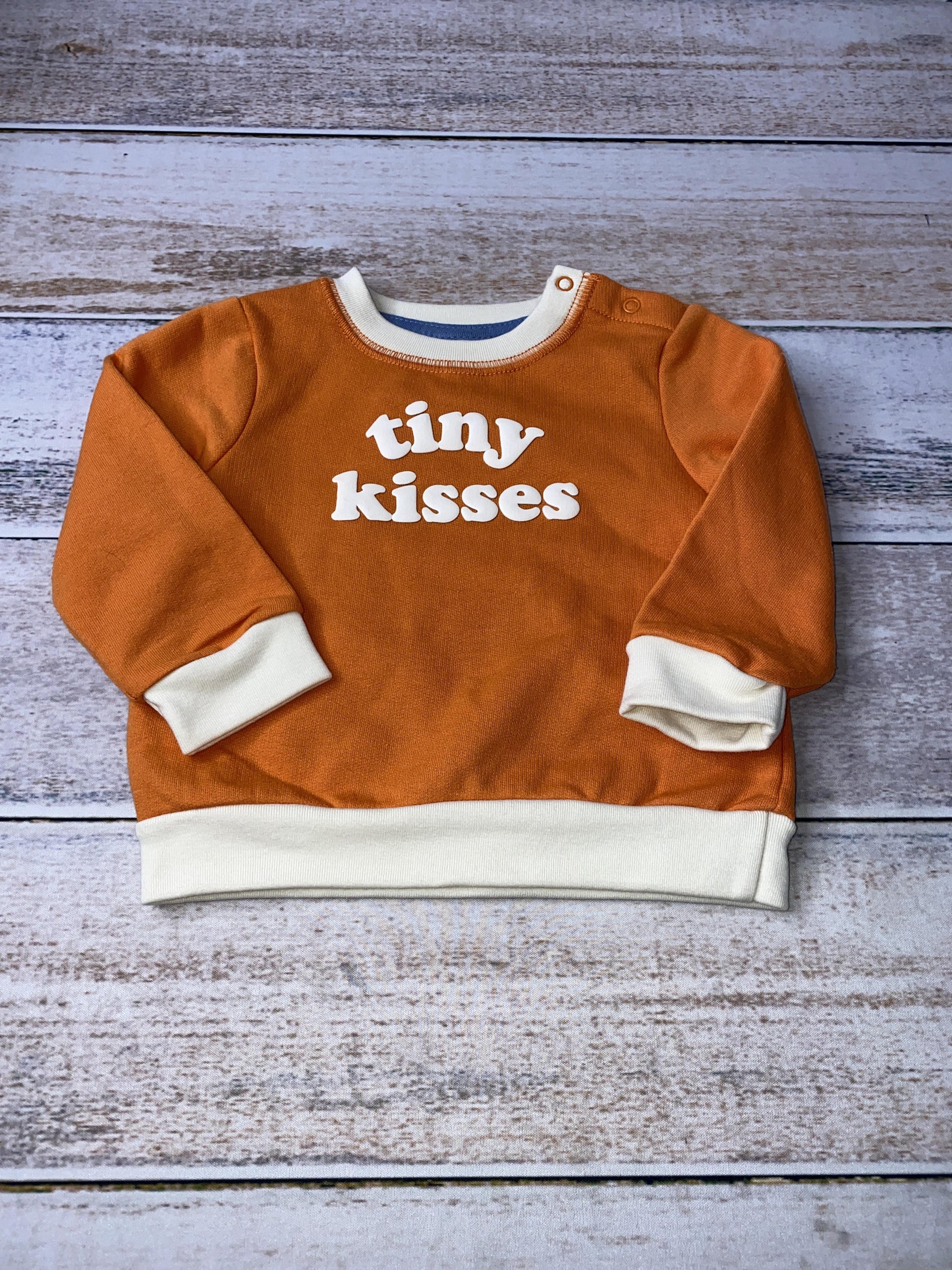 Cat & Jack Unisex orange | White | Text Sweater Size: 6-9 months orange | White | Text