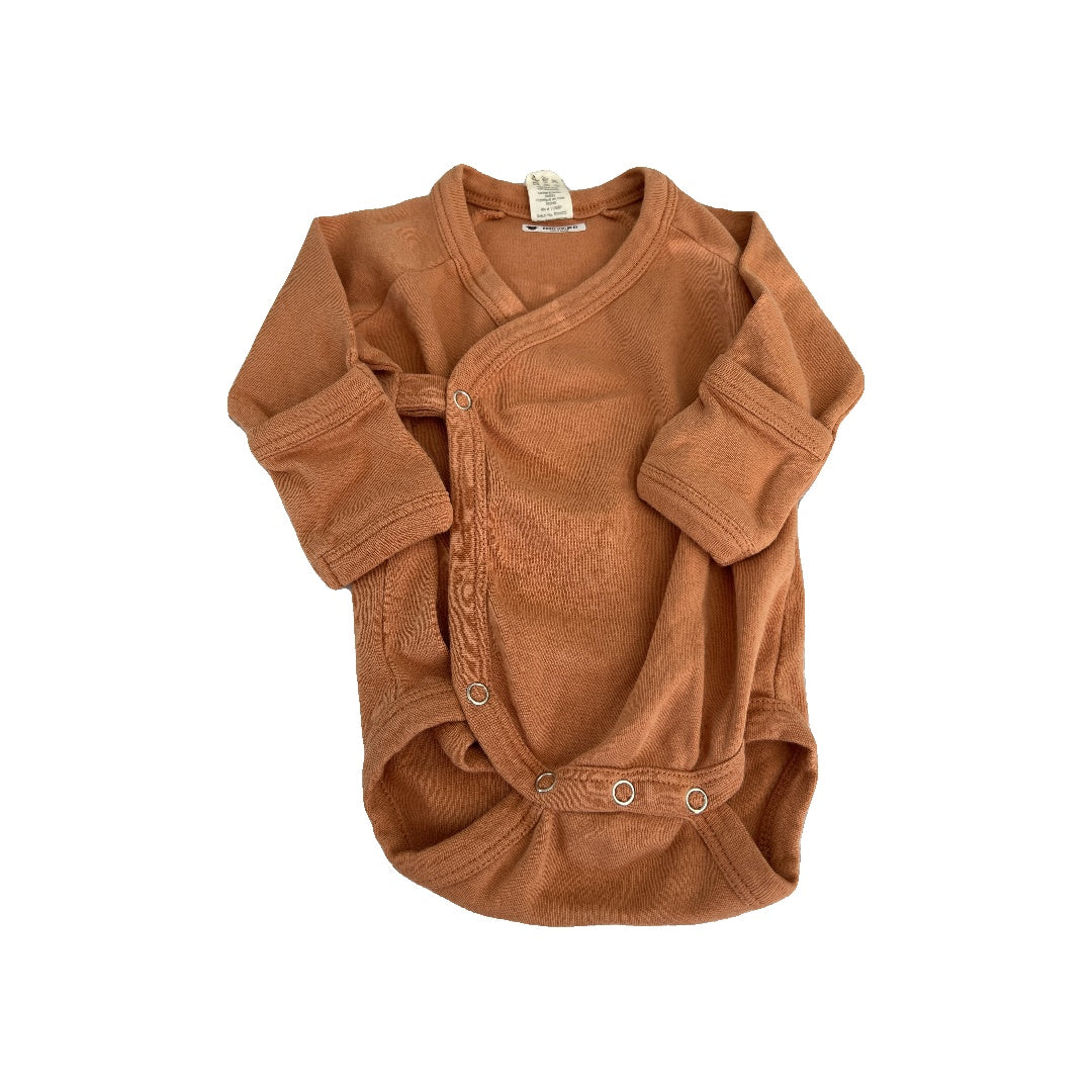 Kate Quinn Unisex orange Onesie Size: 3-6 months orange