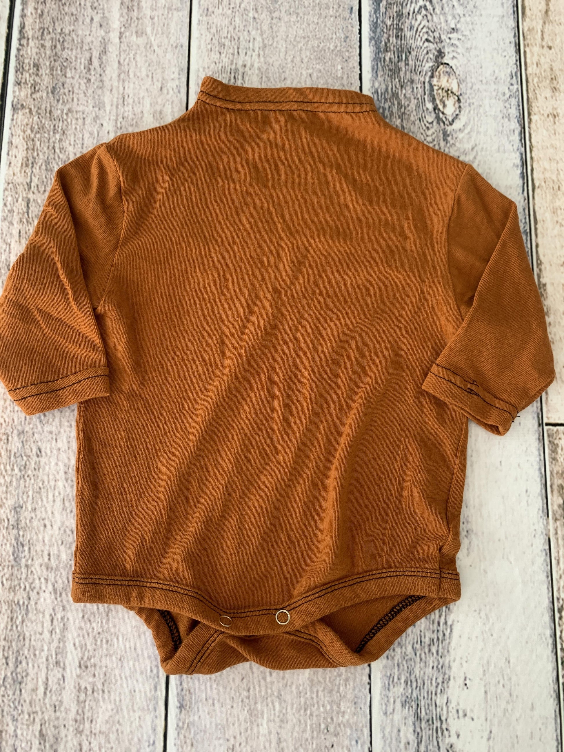 GO;U Boys orange Onesie Size: 6 months orange