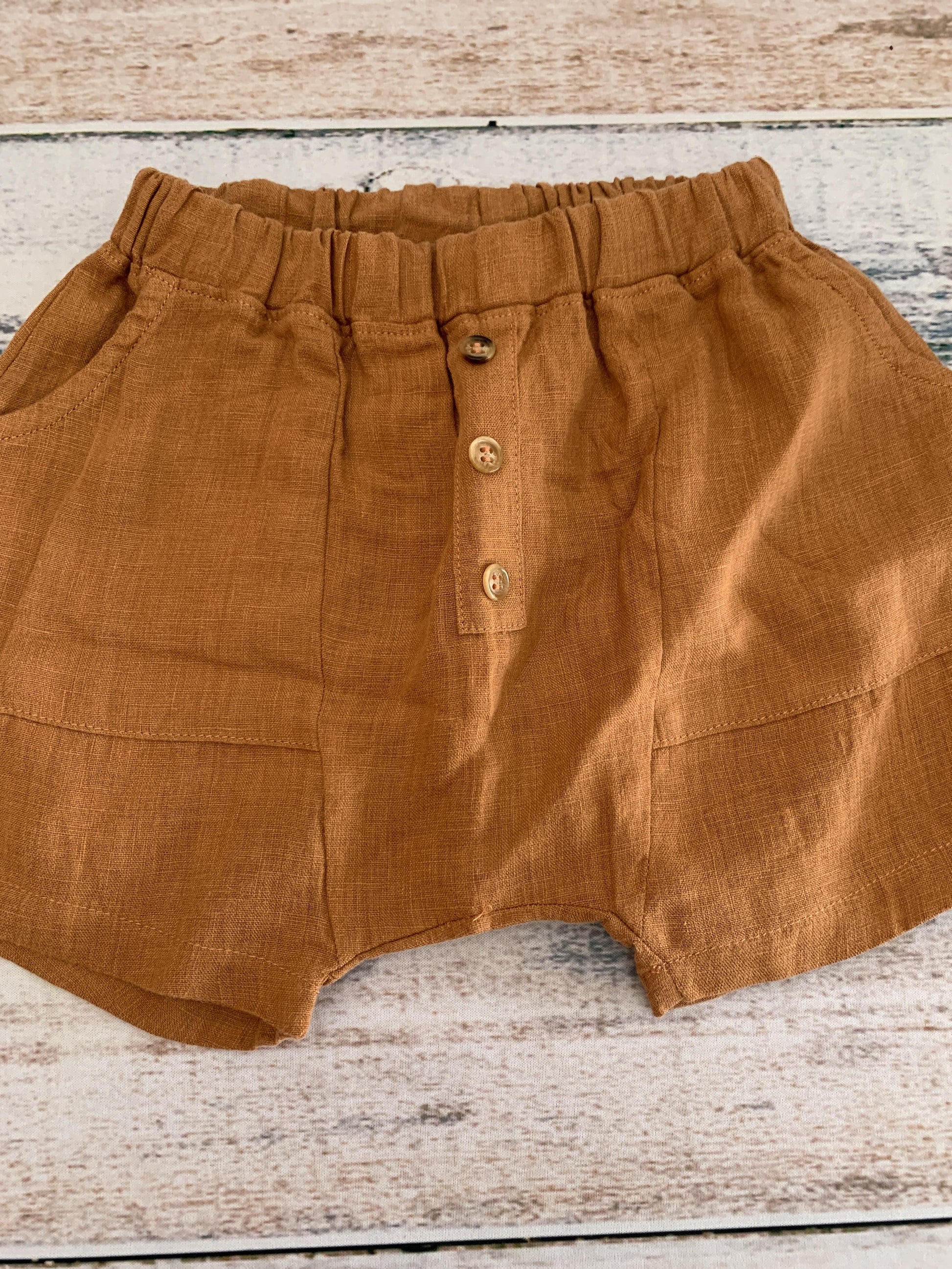 The Simple Folk Boys orange Shorts Size: 2T orange