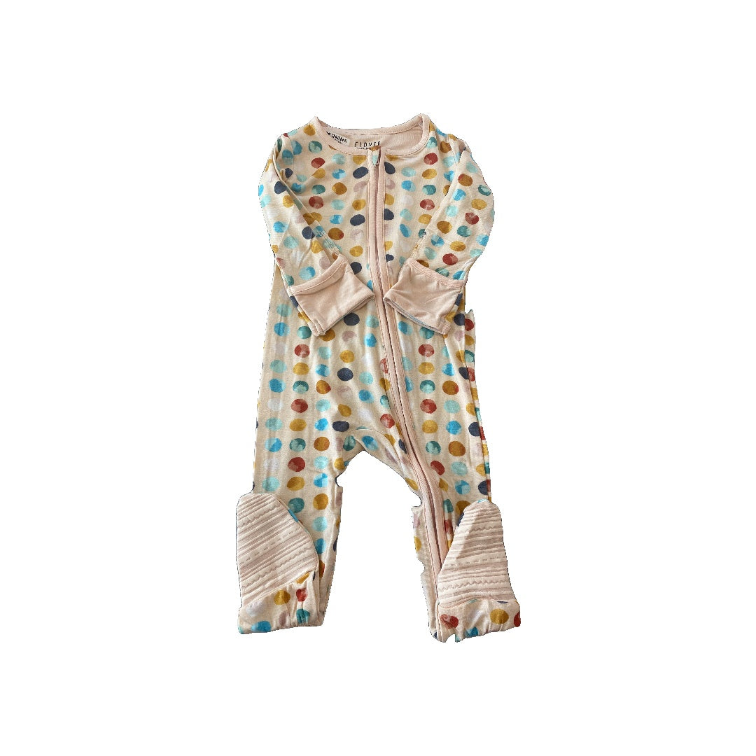 Clover Baby & Kids Girls Peach | Dots Pajamas Size: 6-12 months Peach | Dots