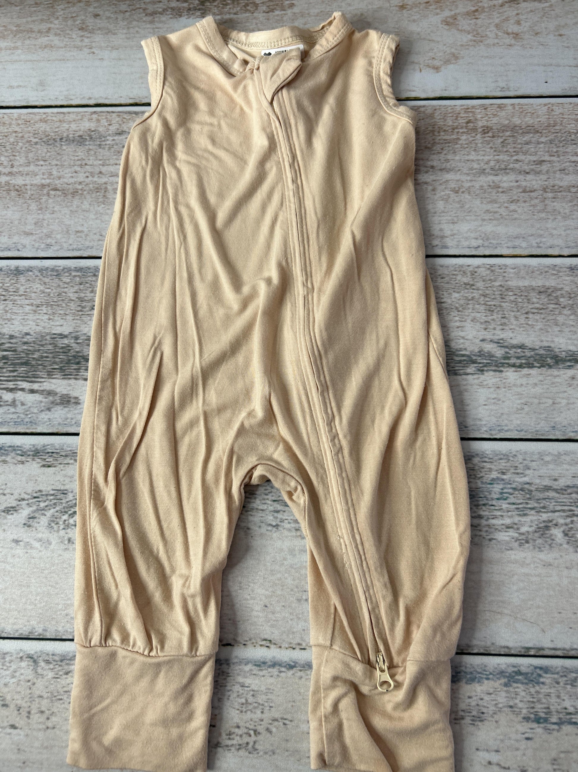 Unisex Peach Pajamas Size: 0-3 months Peach