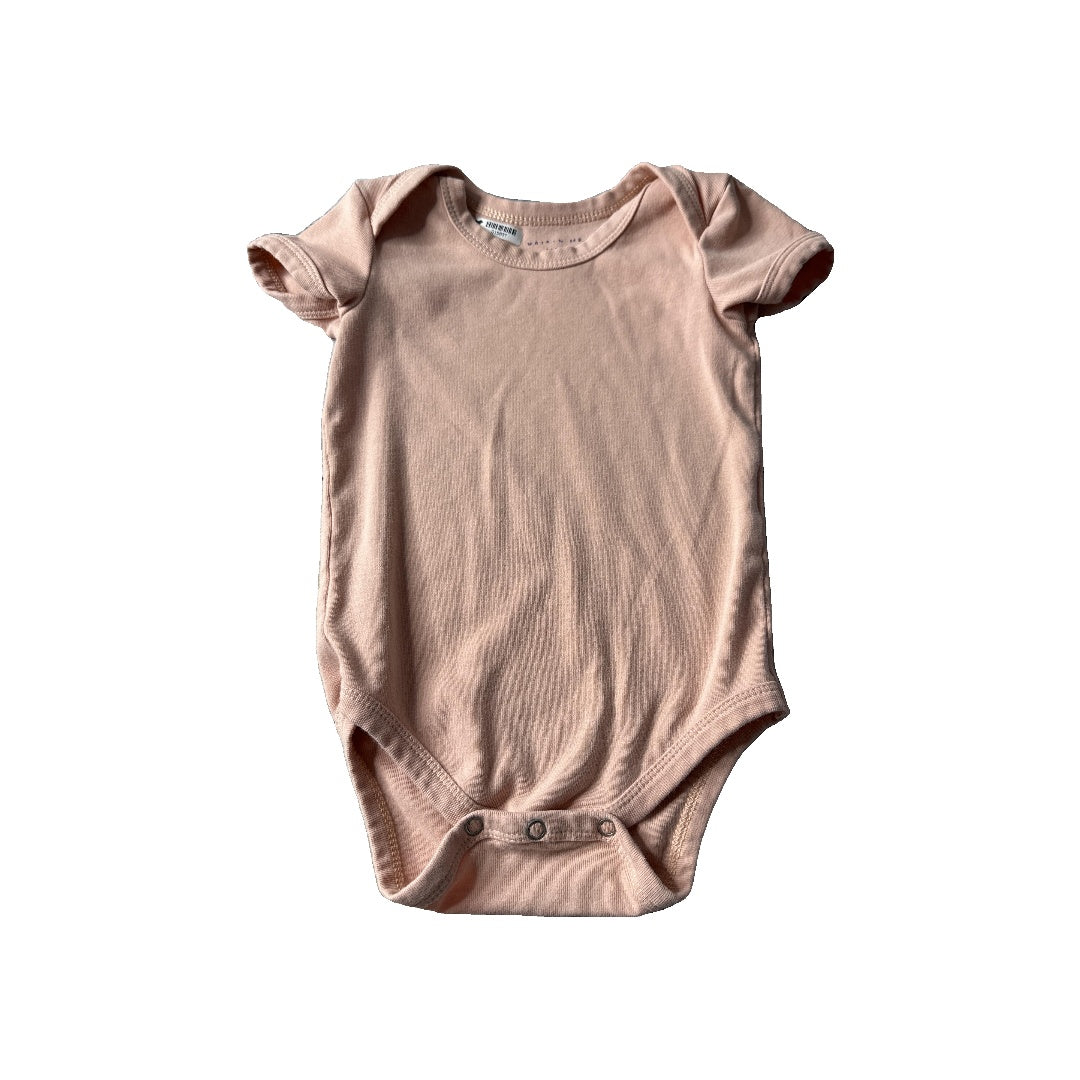 Maison Me Girls Peach Onesie Size: 12-18 months Peach