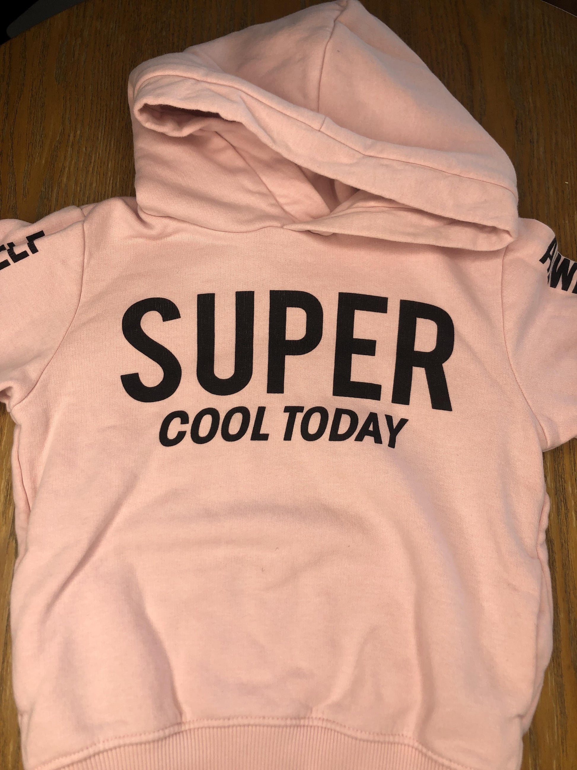 H&M Girls pink | Black Sweatshirt Size: 3T pink | Black