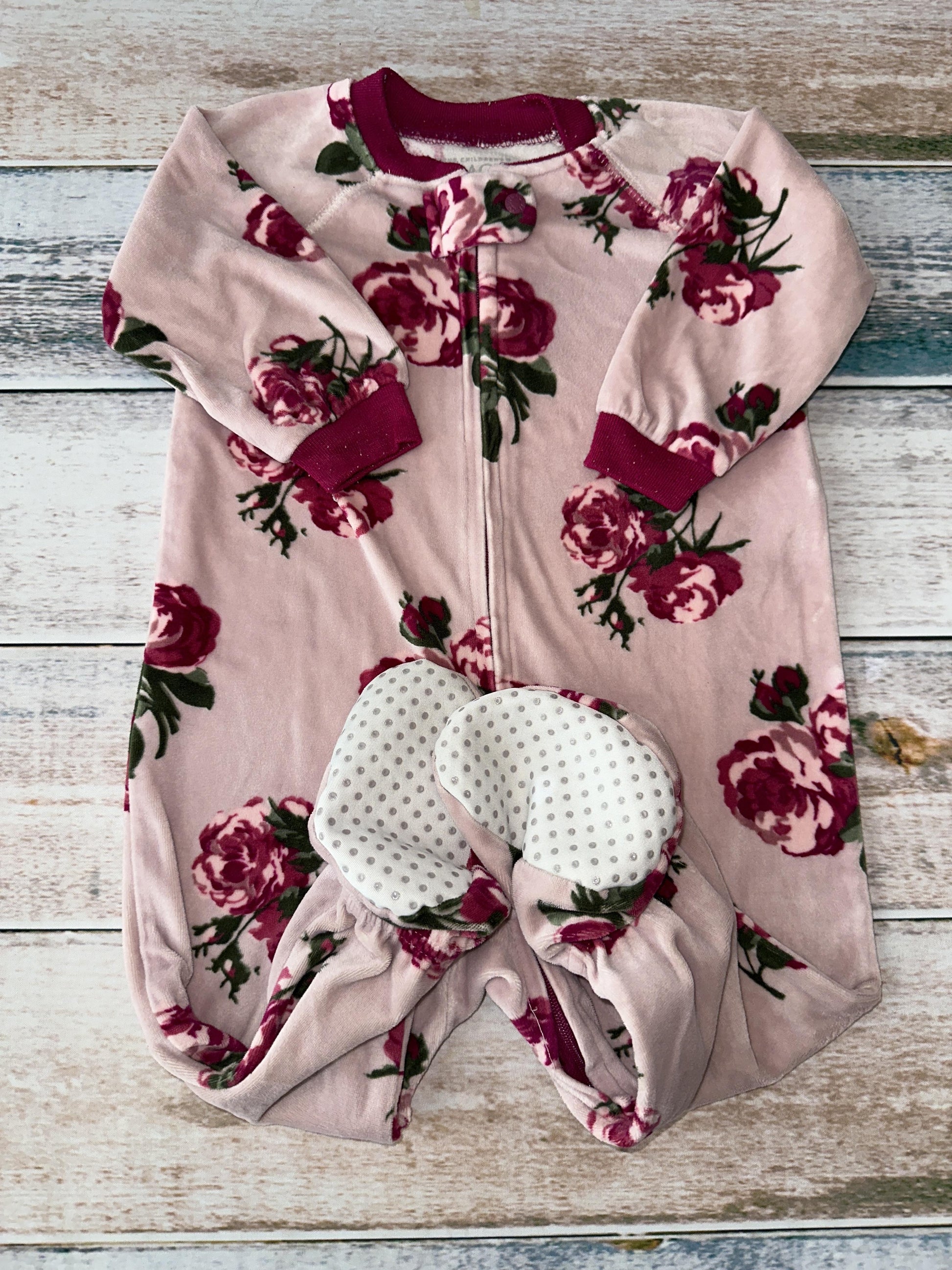 Children's Place Girls pink | Burgundy | Floral Pajamas Size: 9-12 Months pink | Burgundy | Floral