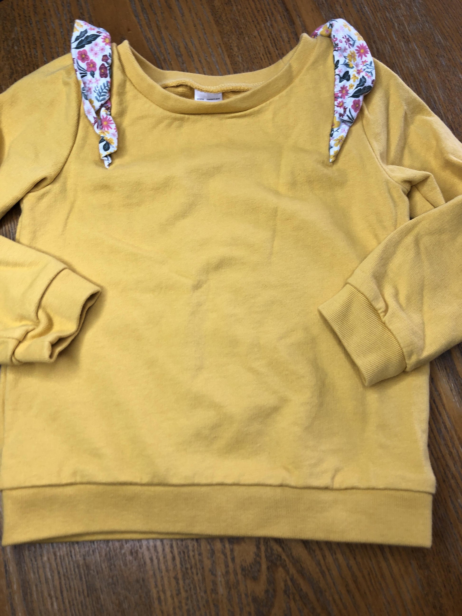 Carters Girls Pink floral | Yellow Sweater Size: 3T Pink floral | Yellow