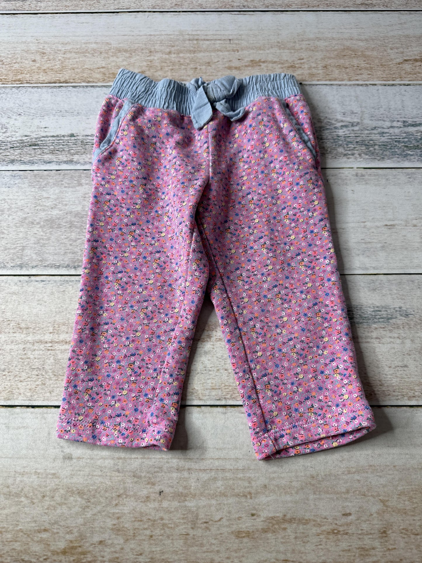 Gap Girls Pink floral Pants Size: 3T Pink floral
