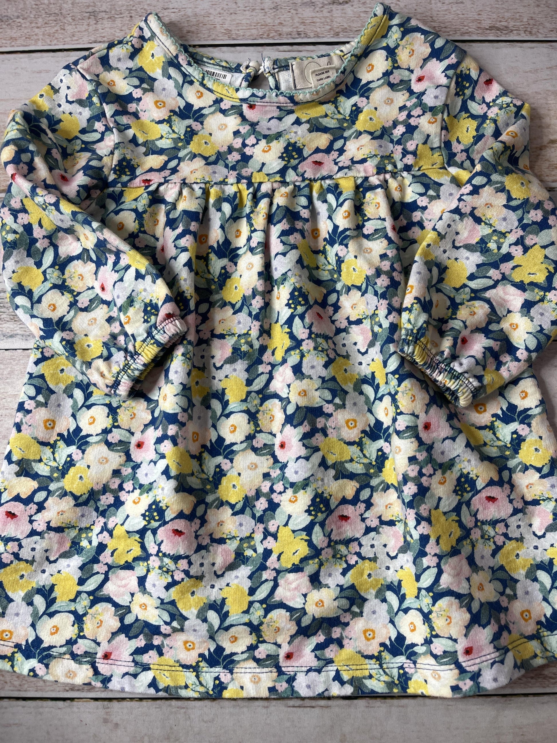 Girls Pink floral Dress Size: 2T Pink floral