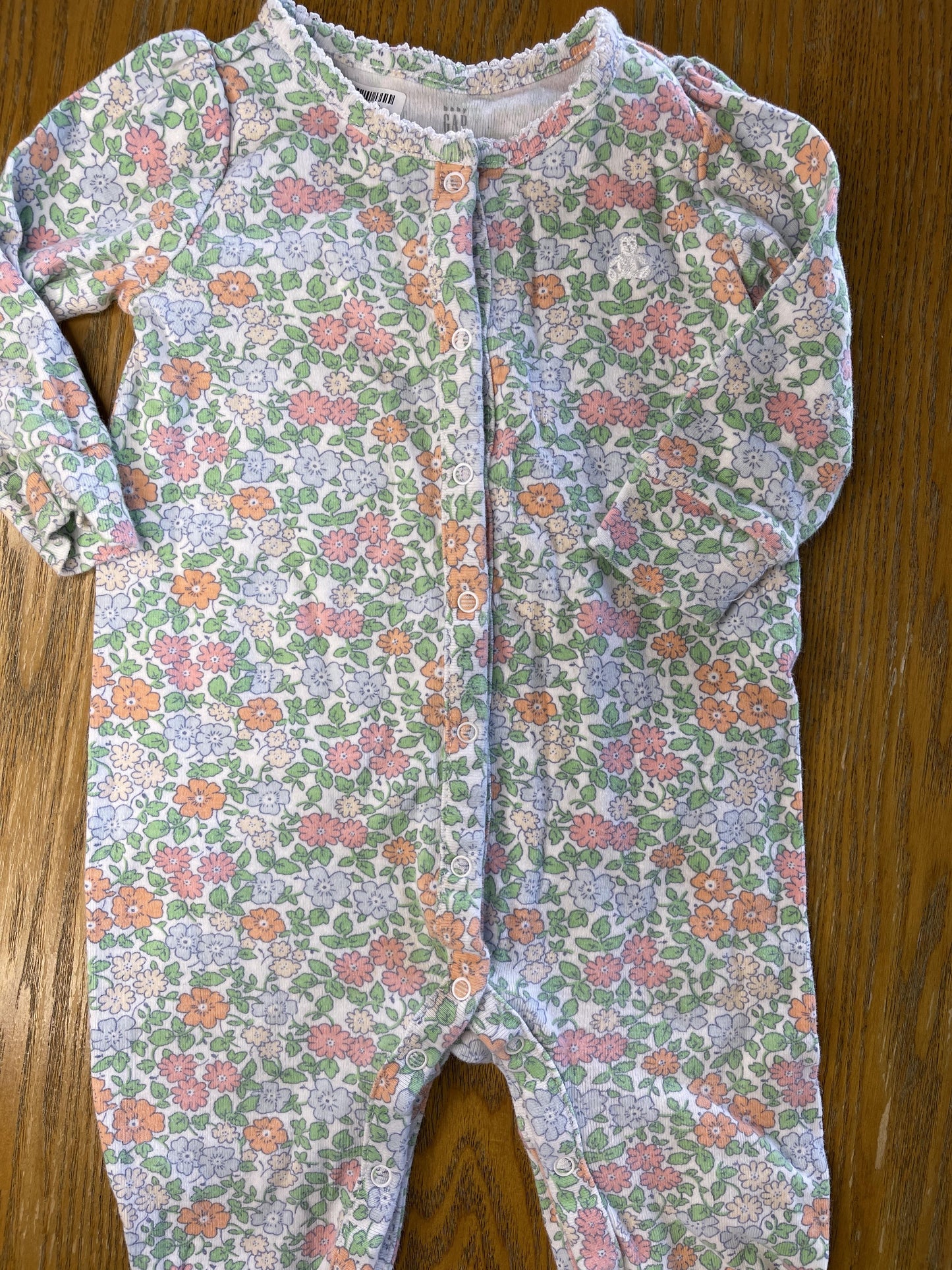 Gap Girls Pink floral Pajamas Size: 6-9 months Pink floral