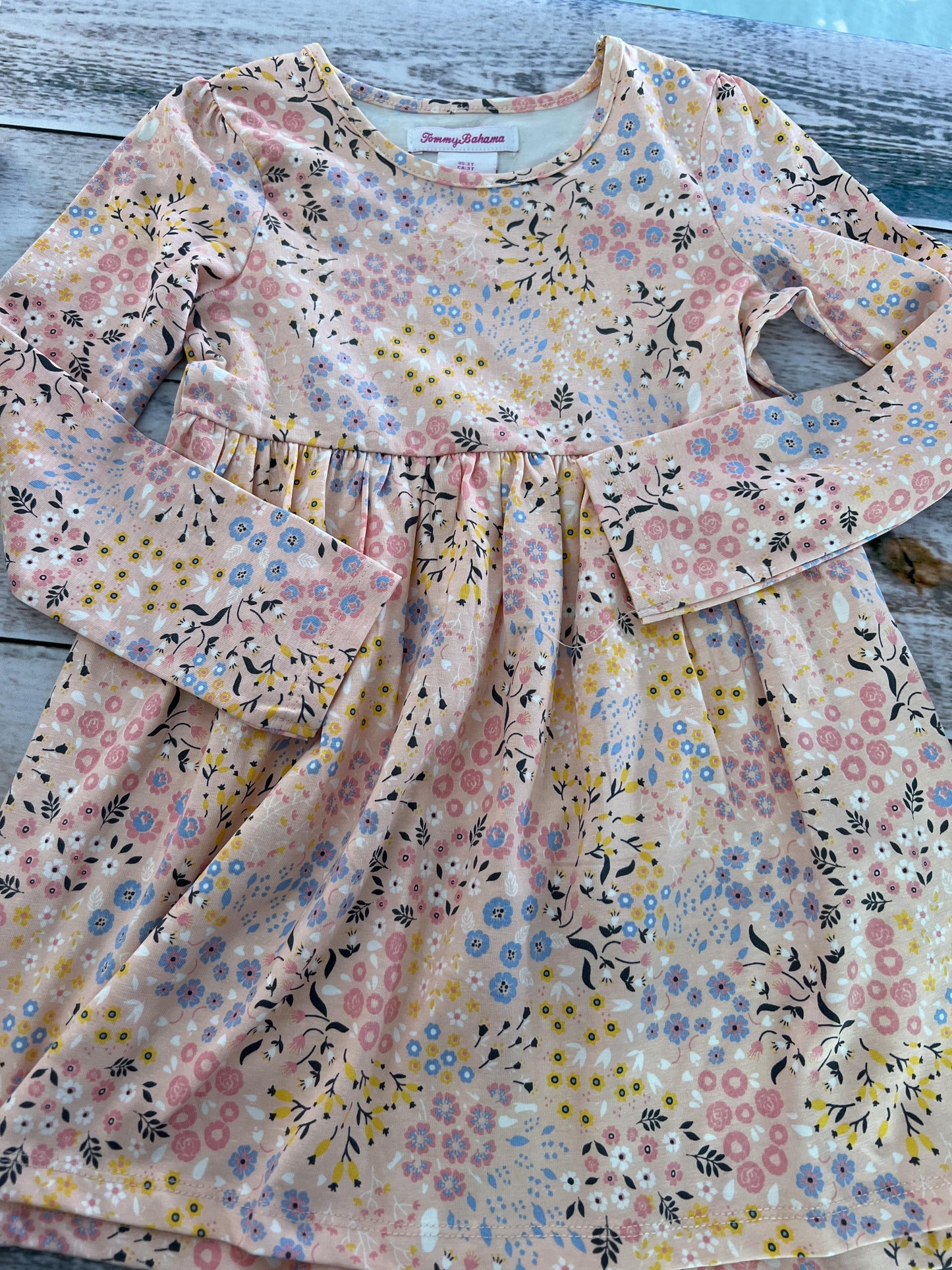 Tommy Bahama Girls Pink floral Dress Size: 3T Pink floral