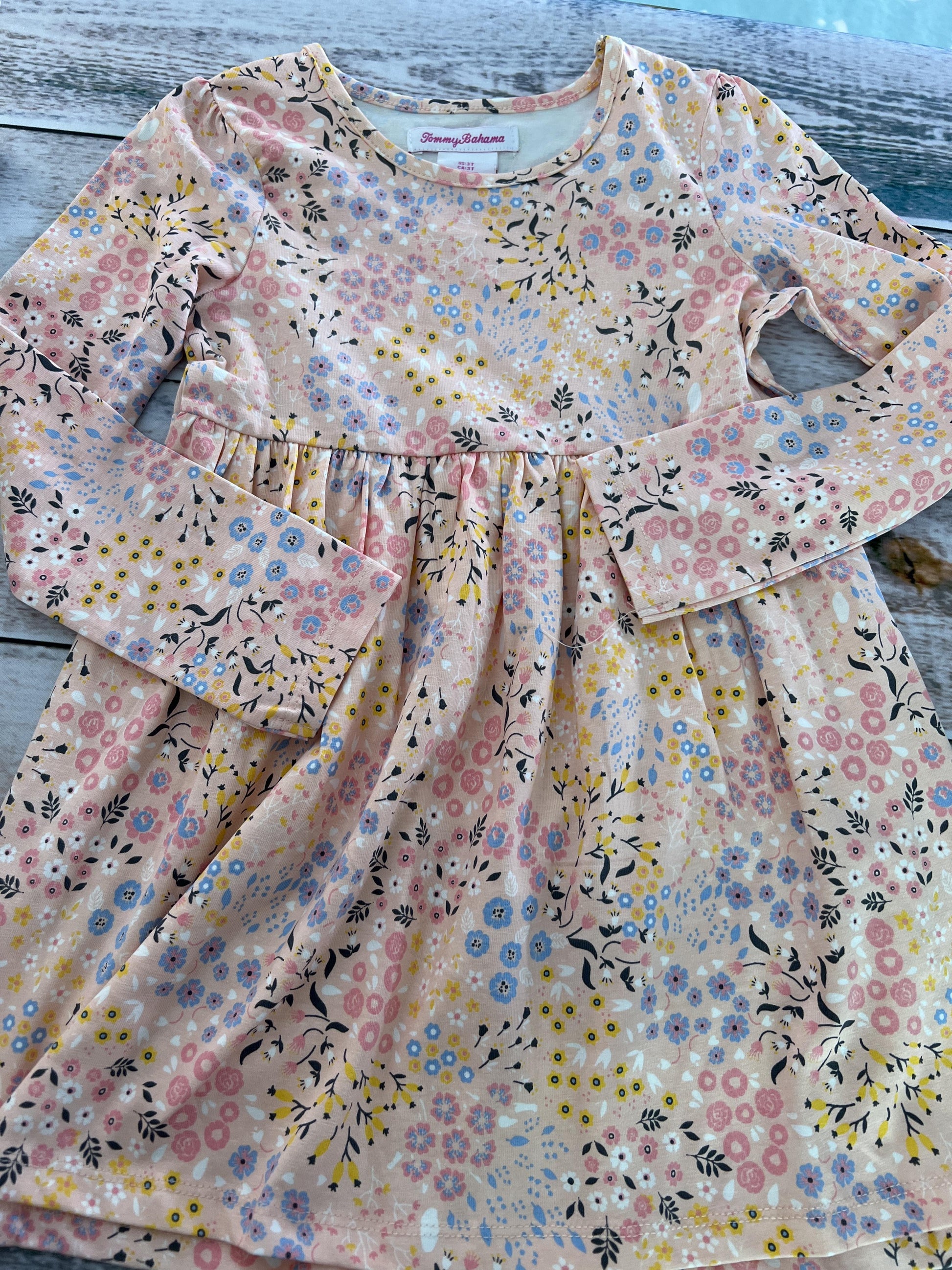 Tommy Bahama Girls Pink floral Dress Size: 3T Pink floral