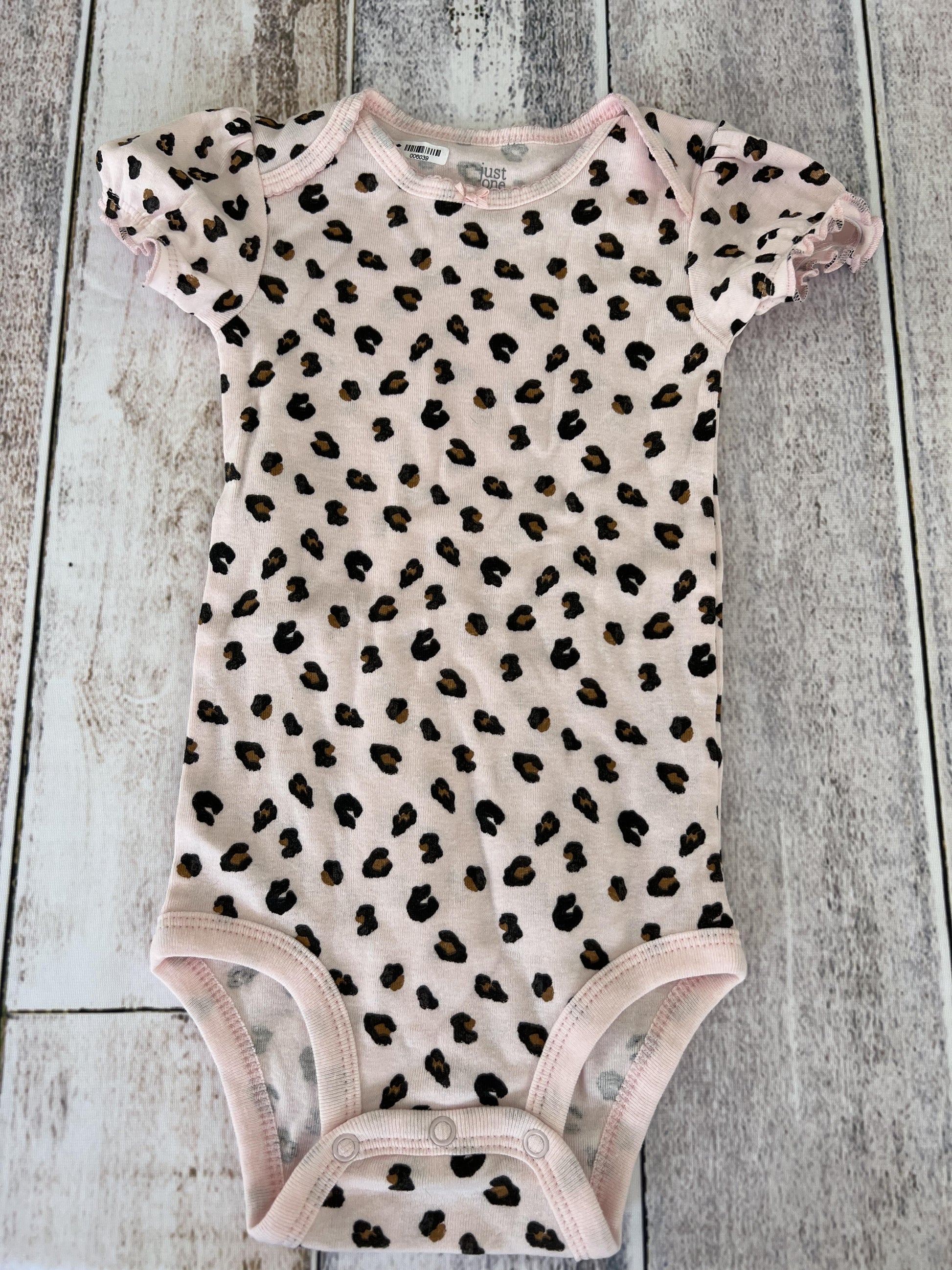 Just Born Unisex pink | Leopard print Button Down Short Sleeve Size: 18 months pink | Leopard print