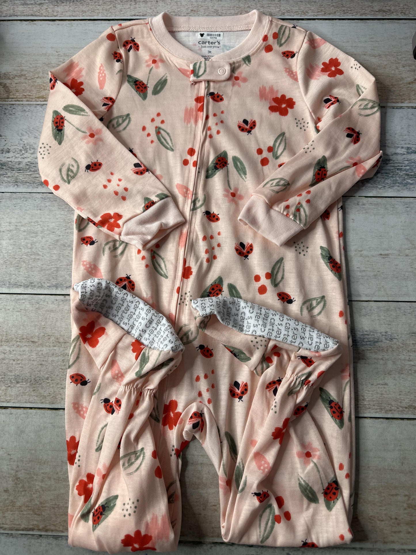 Carters Girls pink | light green | Red Pajamas Size: 3T pink | light green | Red