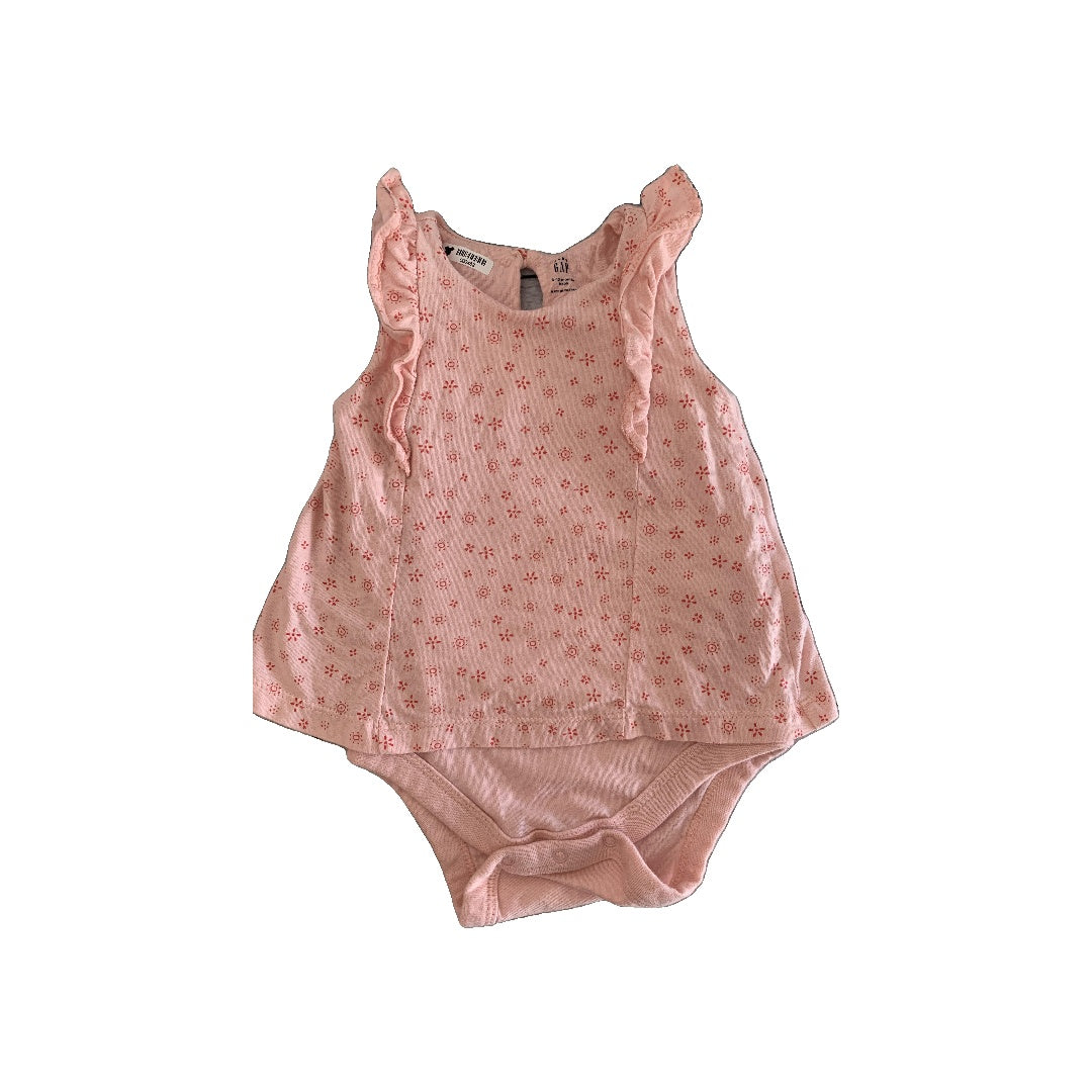 Girls pink | Pattern Romper Size: 6-12 months pink | Pattern
