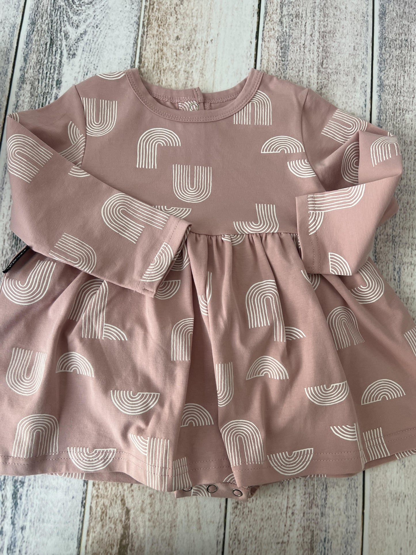 Tiny Tribe Girls pink | Rainbow Dress Size: 12-18 months pink | Rainbow