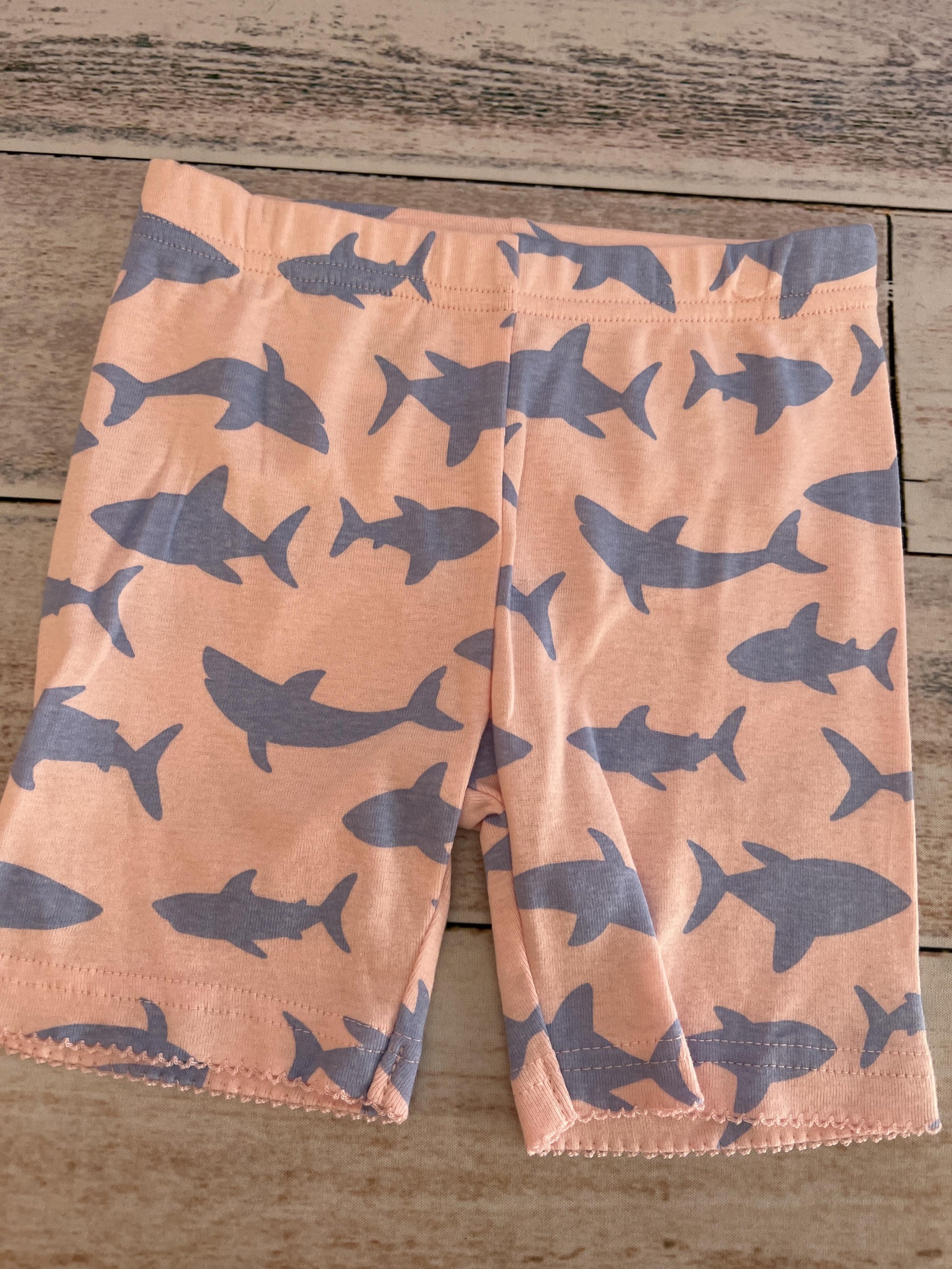 Carters Girls pink | Sharks Pajamas Size: 4T pink | Sharks