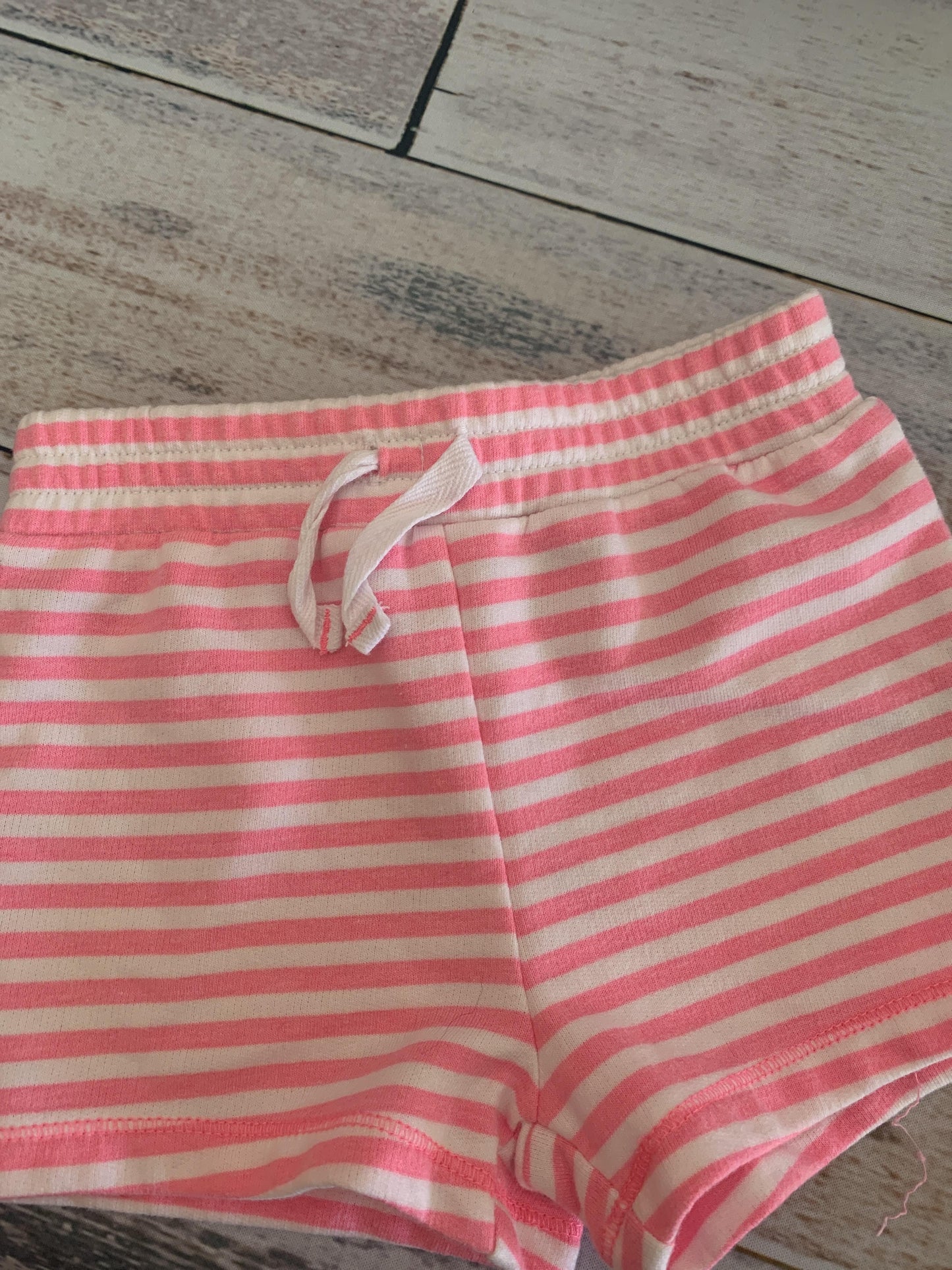 Joe Fresh Girls pink | Stripe | White Shorts Size: 6-12 months pink | Stripe | White