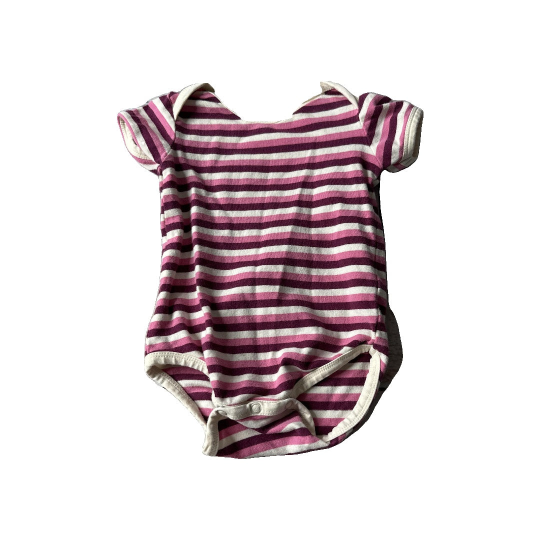 Girls pink | Stripe Onesie Size: 0-3 months pink | Stripe